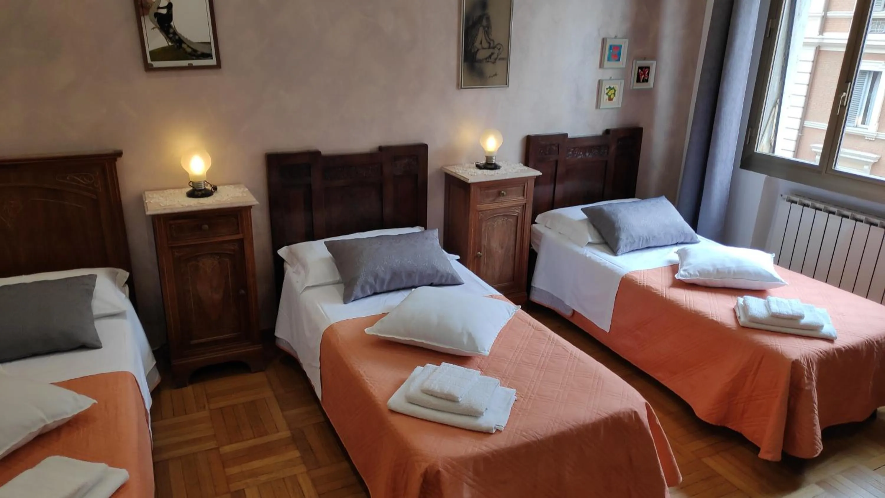 Bed in Bed & Breakfast CENTRALE