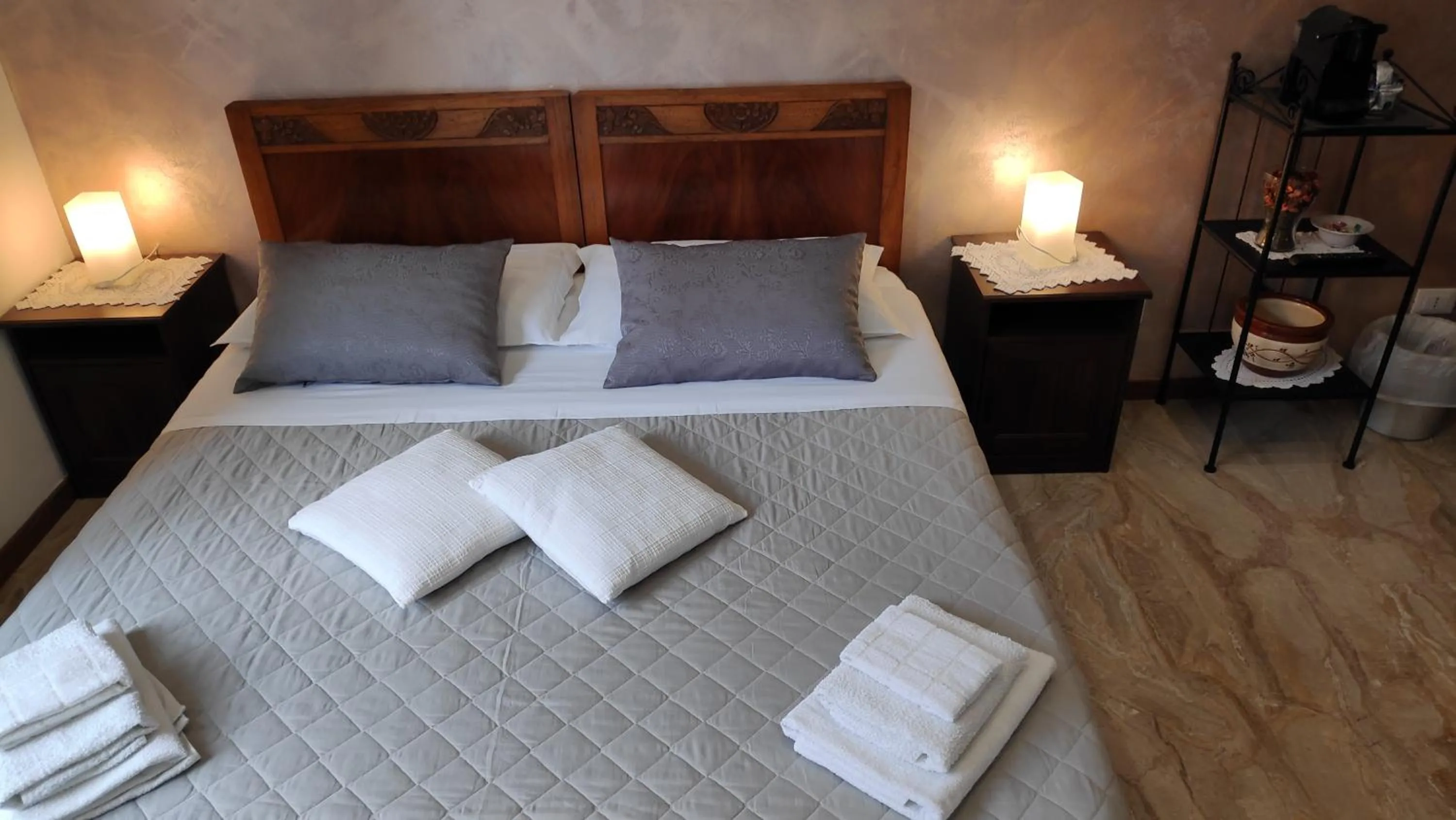 Bed in Bed & Breakfast CENTRALE