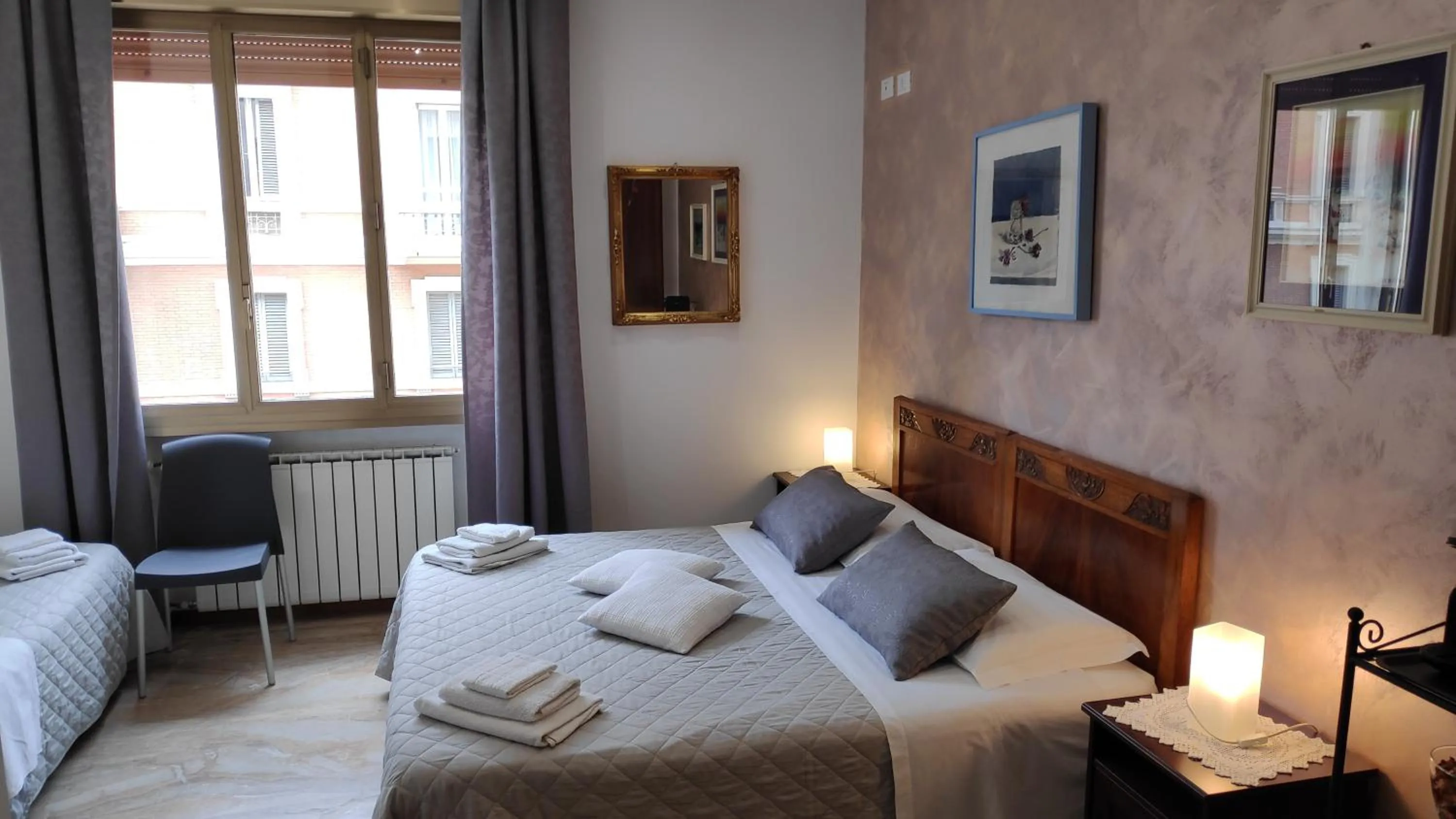 Bed in Bed & Breakfast CENTRALE
