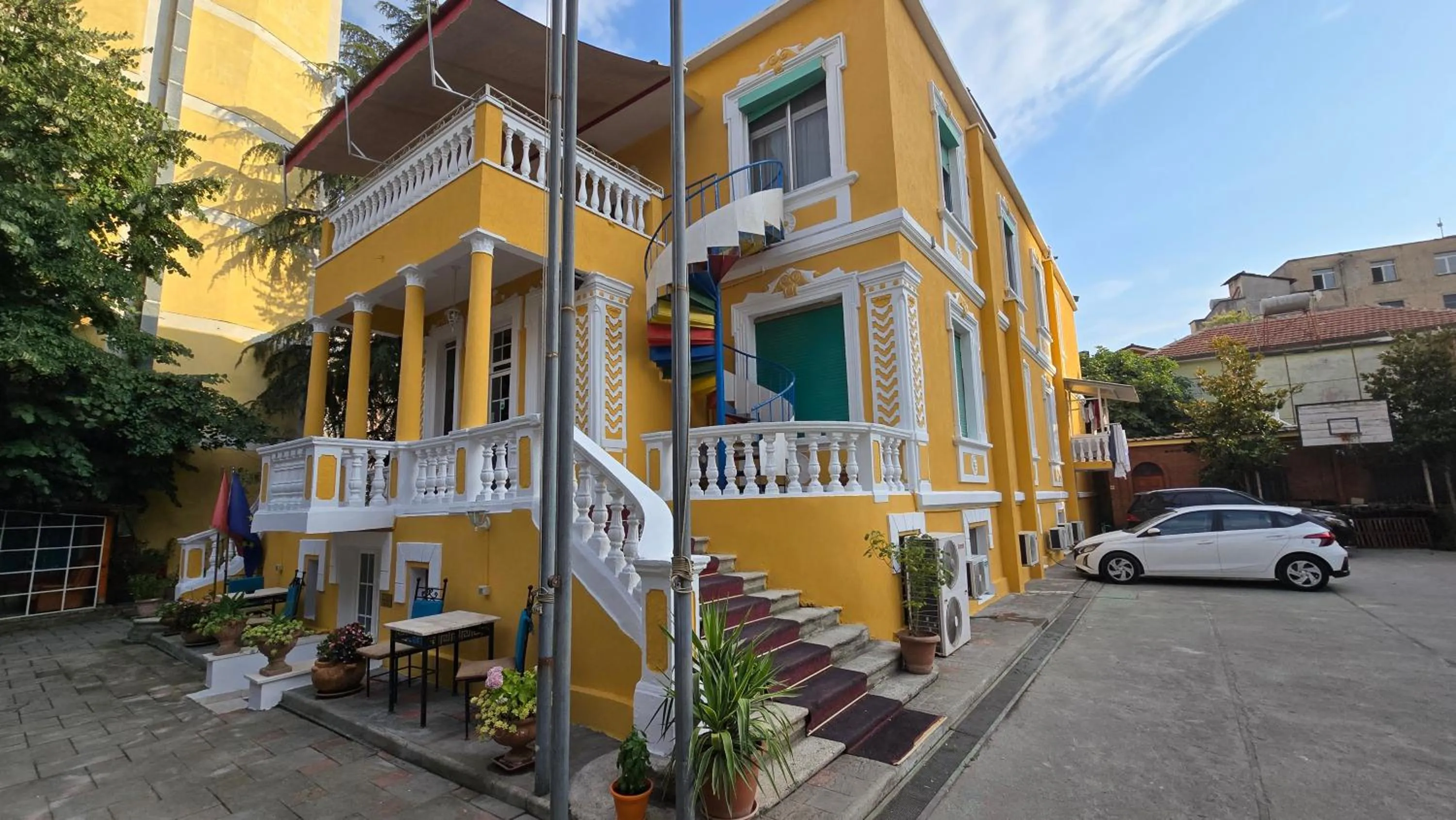 Property building in HOTEL VILA 15 - CENTER