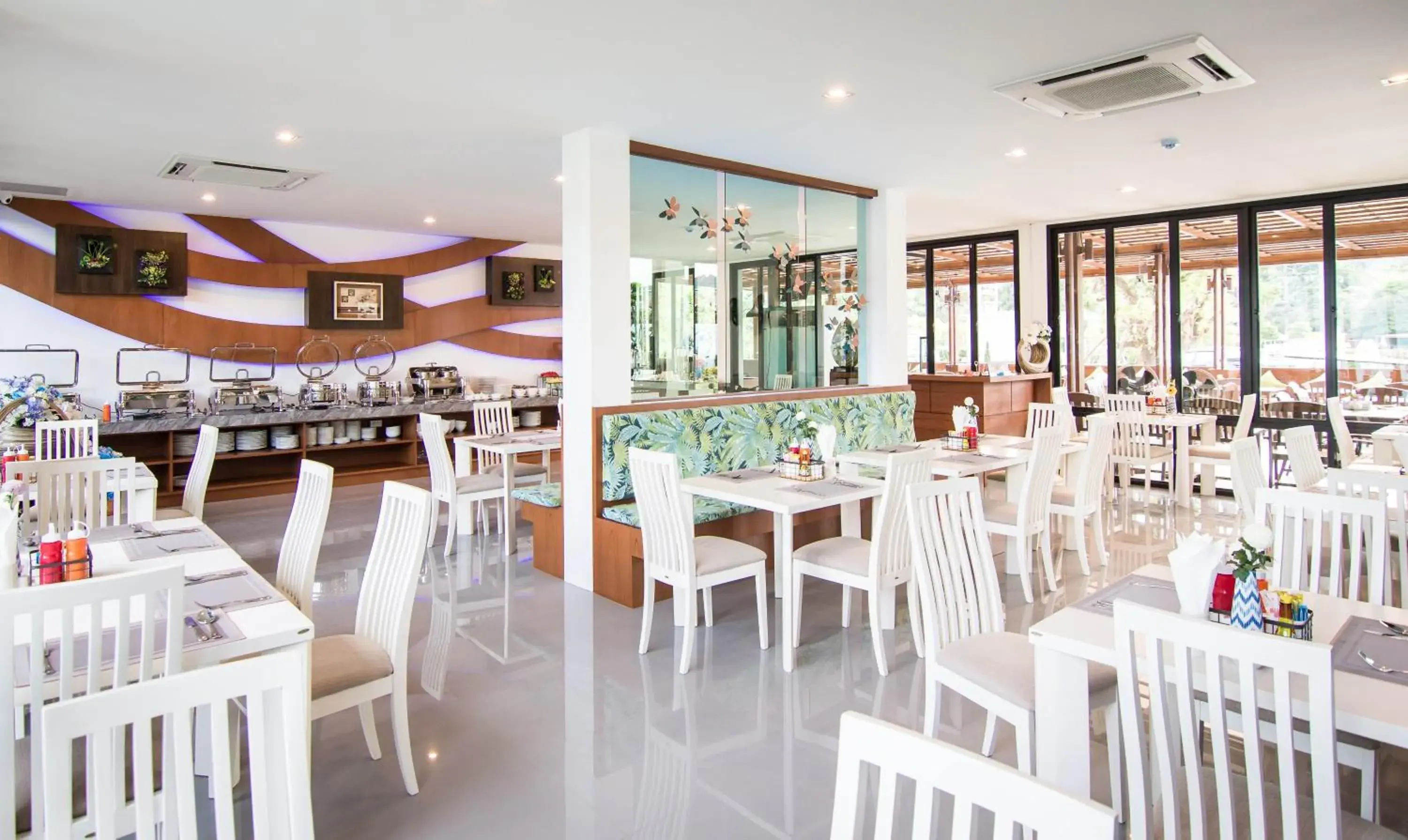 Restaurant/places to eat in The Phu Beach Hotel - SHA Plus Restaurant/places to eat in The Phu Beach Hotel - SHA Plus