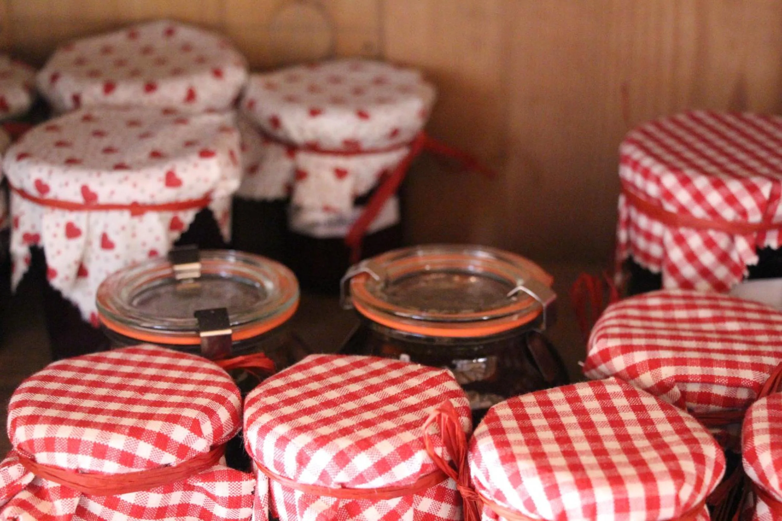 Continental breakfast in La Grange du couvent B&B