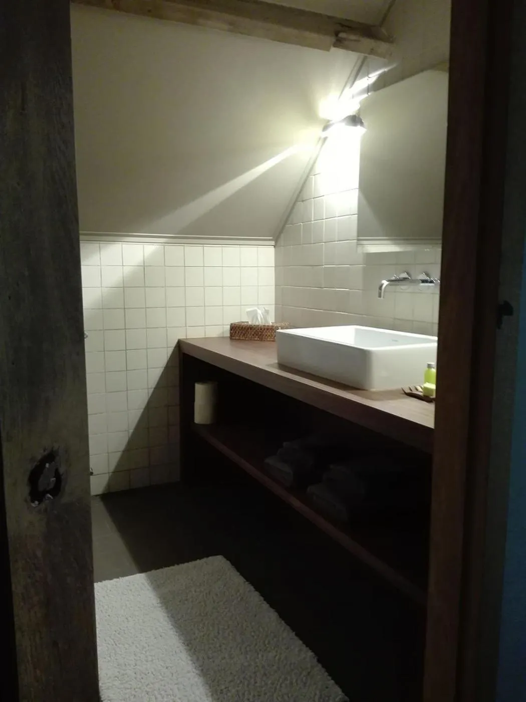 Large Double Room - single occupancy in 15 inn