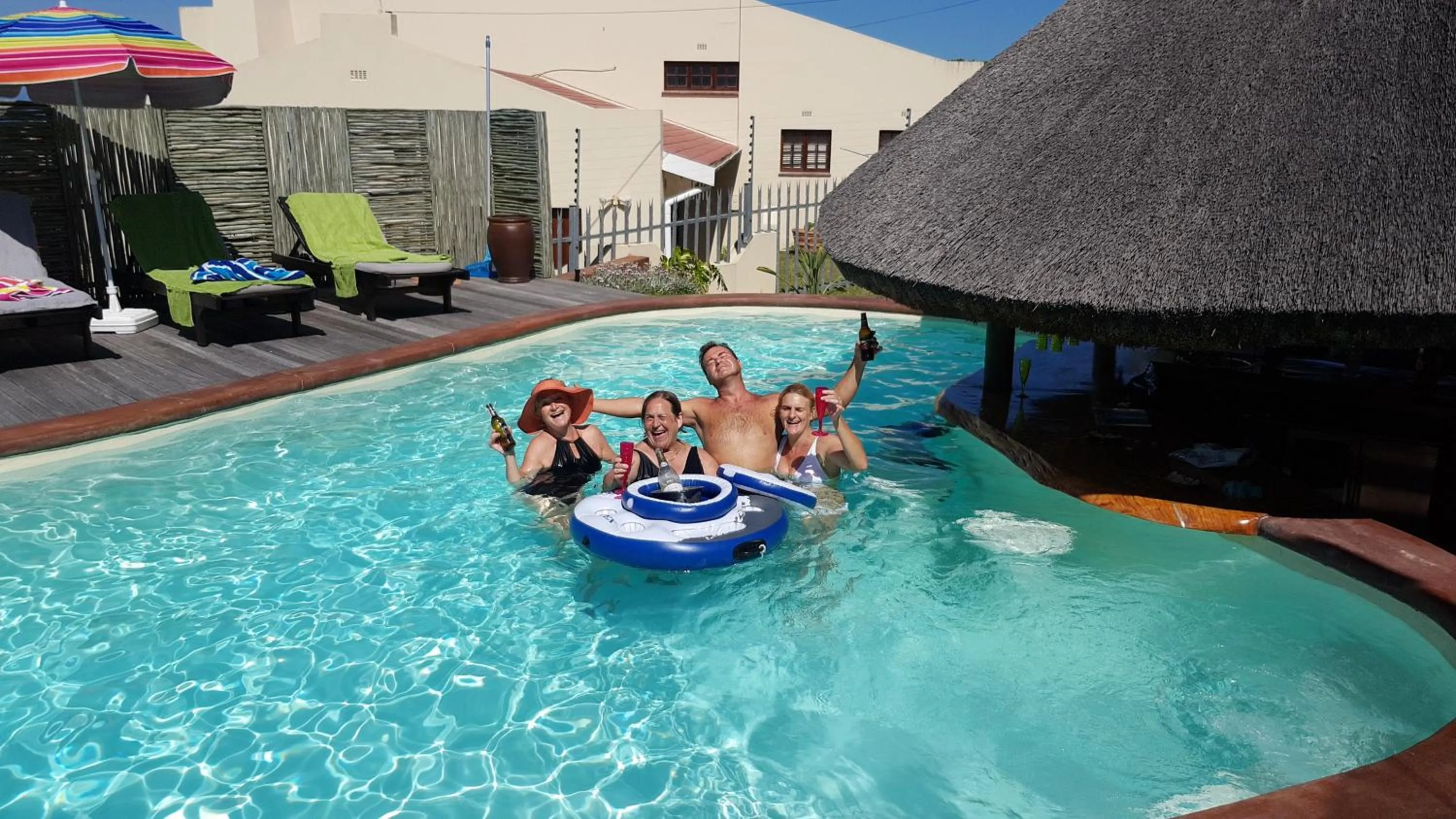 Swimming pool in Lala Panzi B&B