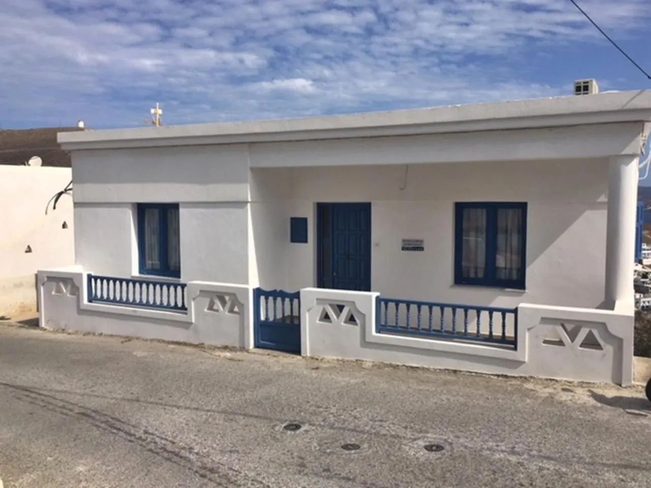 Papanikola House 2