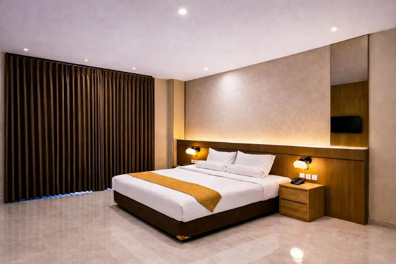 Junior Suite in Front One Hotel Mesir Surabaya Junior Suite in Front One Hotel Mesir Surabaya