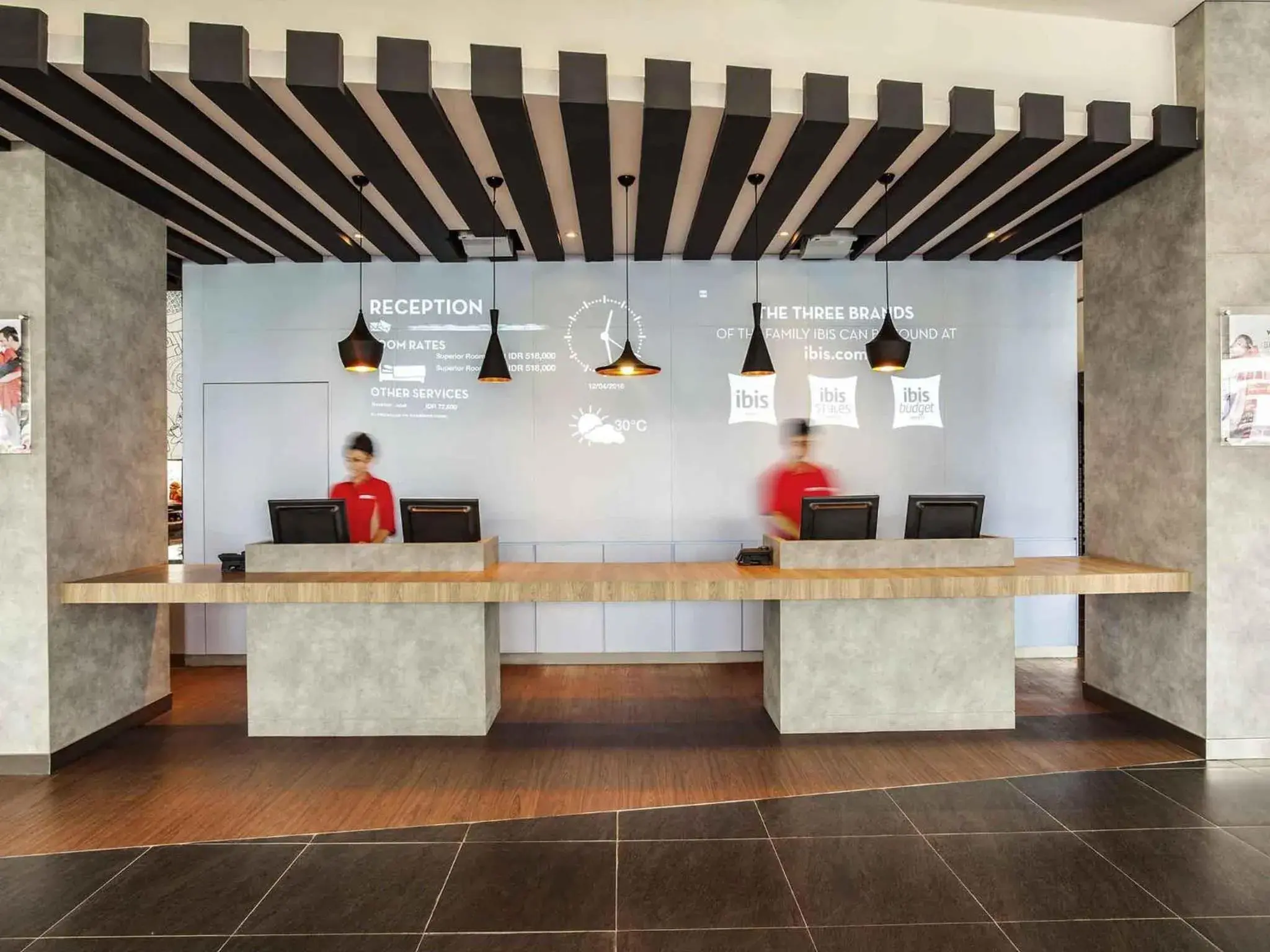 Lounge or bar in Ibis Manado City Center Boulevard Lounge or bar in Ibis Manado City Center Boulevard