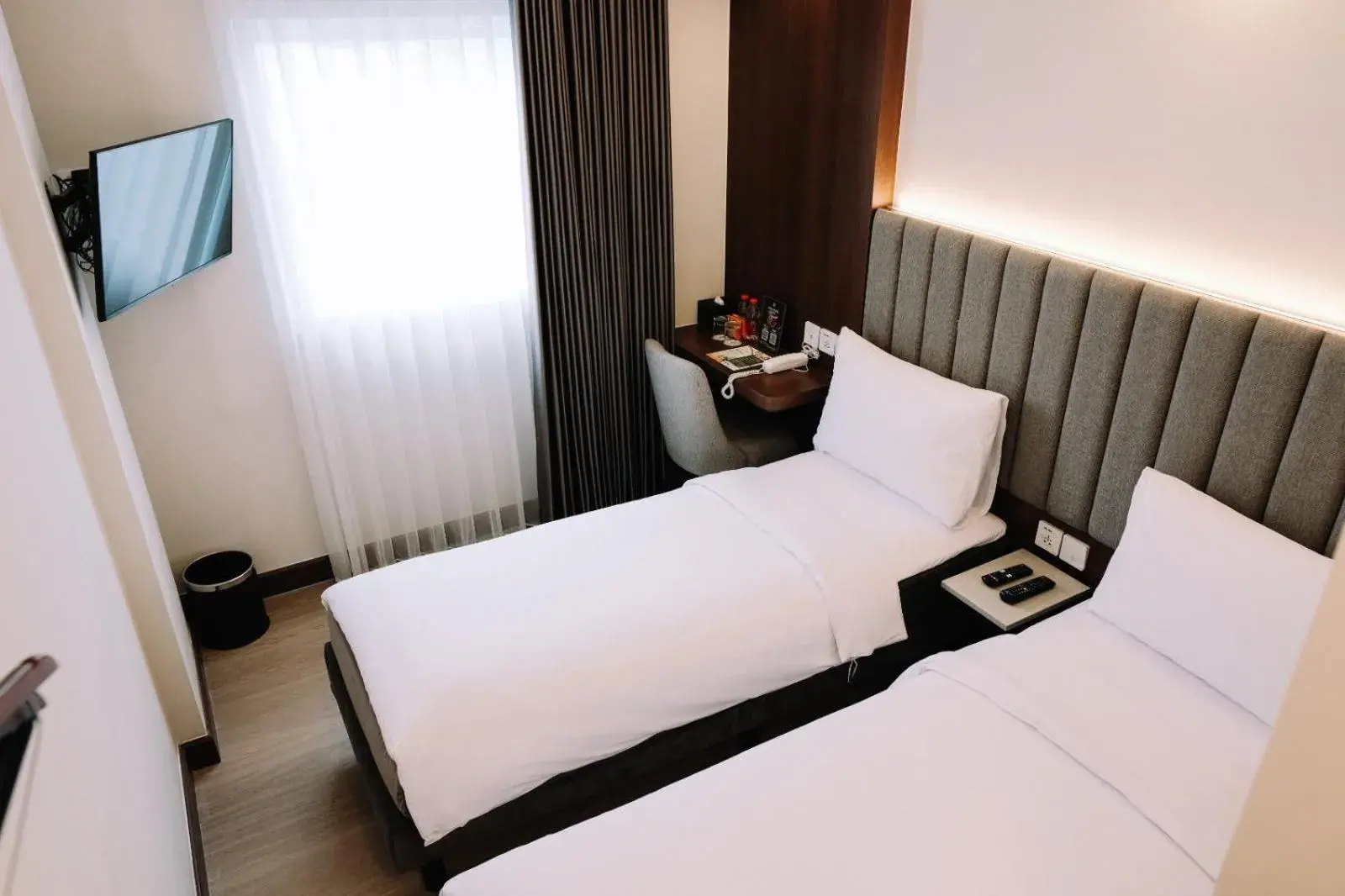 Bedroom, Bed in Deka Hotel Surabaya HR Muhammad Bedroom, Bed in Deka Hotel Surabaya HR Muhammad