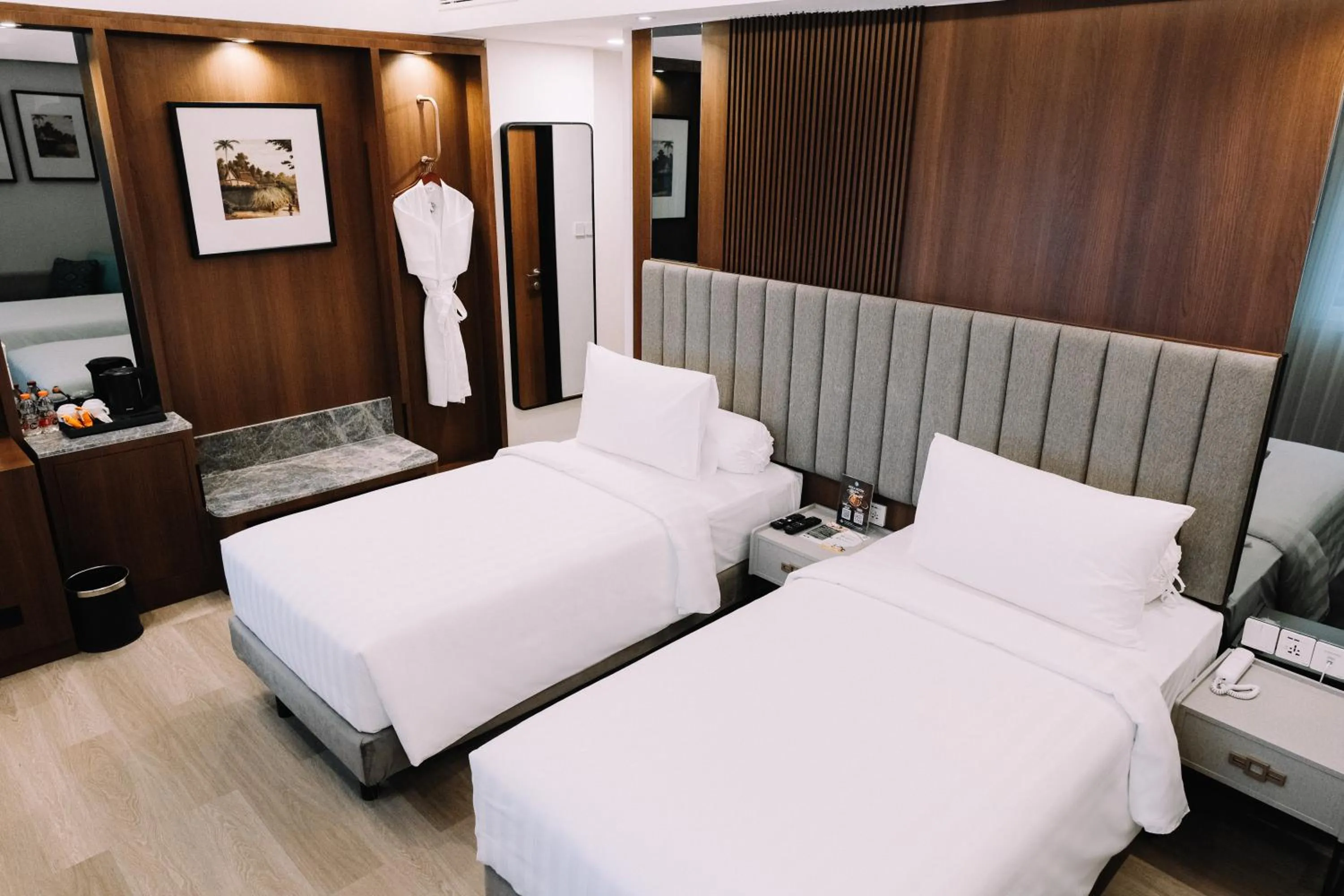 Bed in Deka Hotel Surabaya HR Muhammad