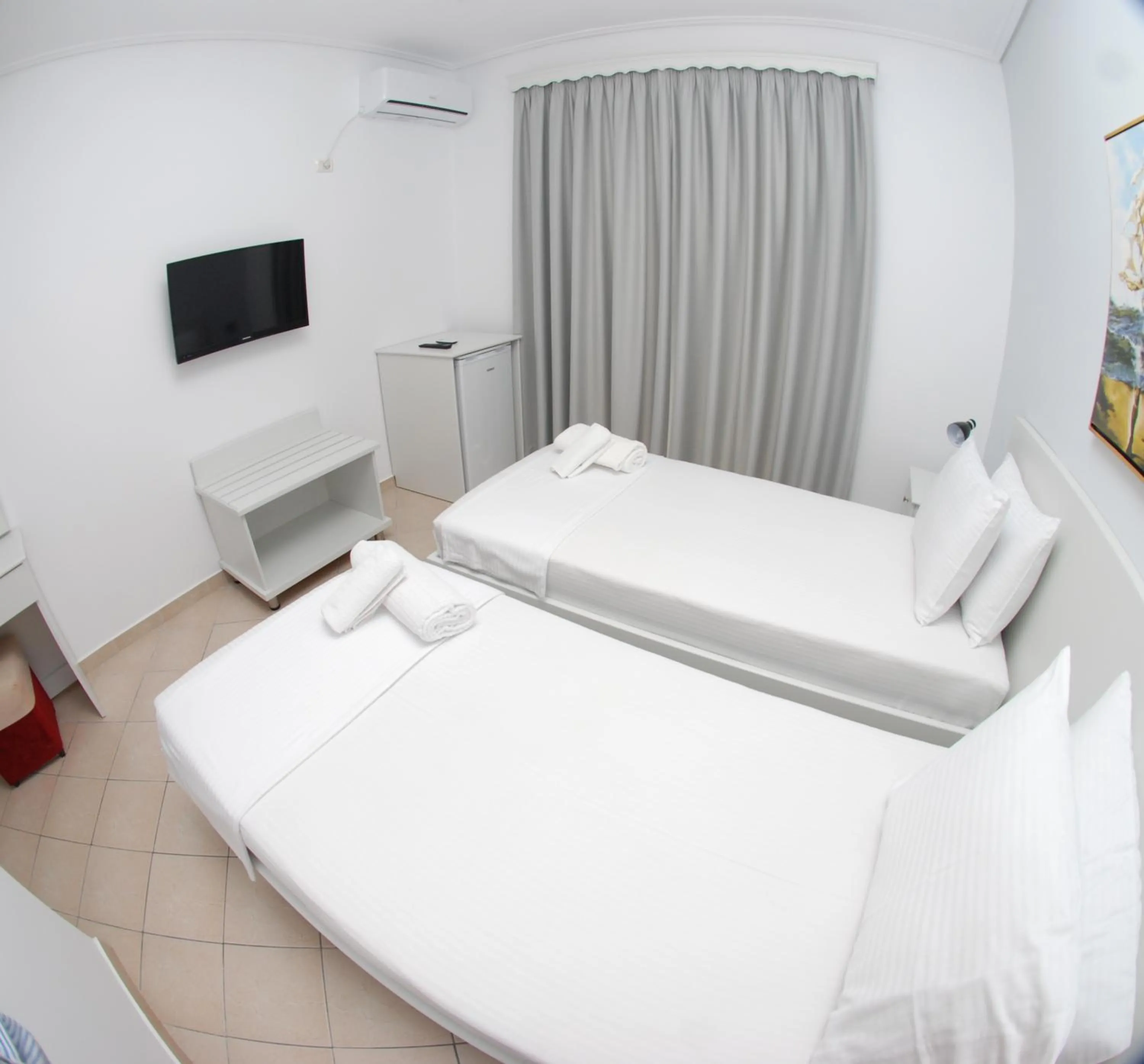 TV and multimedia, Bed in Hotel MS
