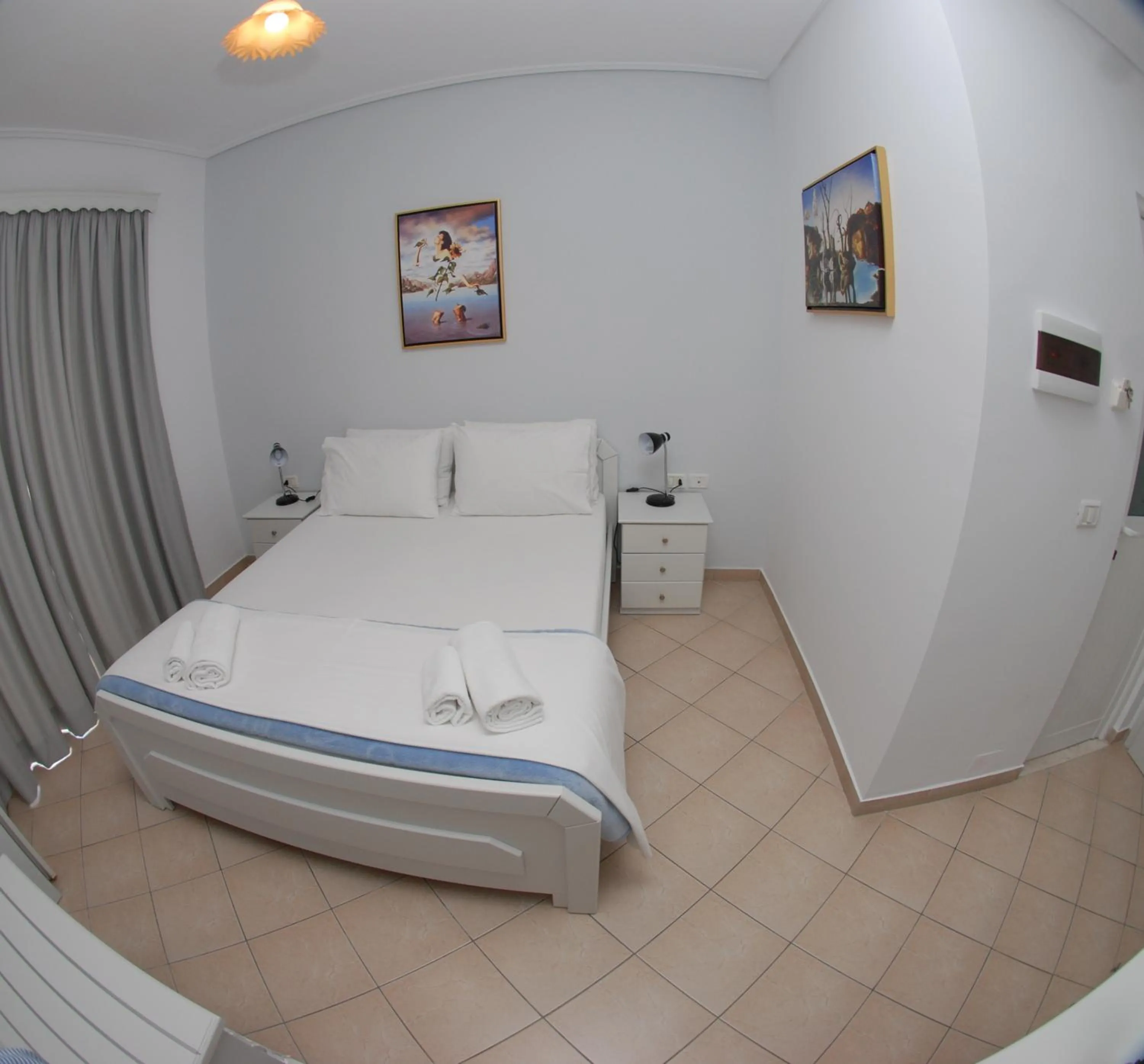 Photo of the whole room, Bed in Hotel MS