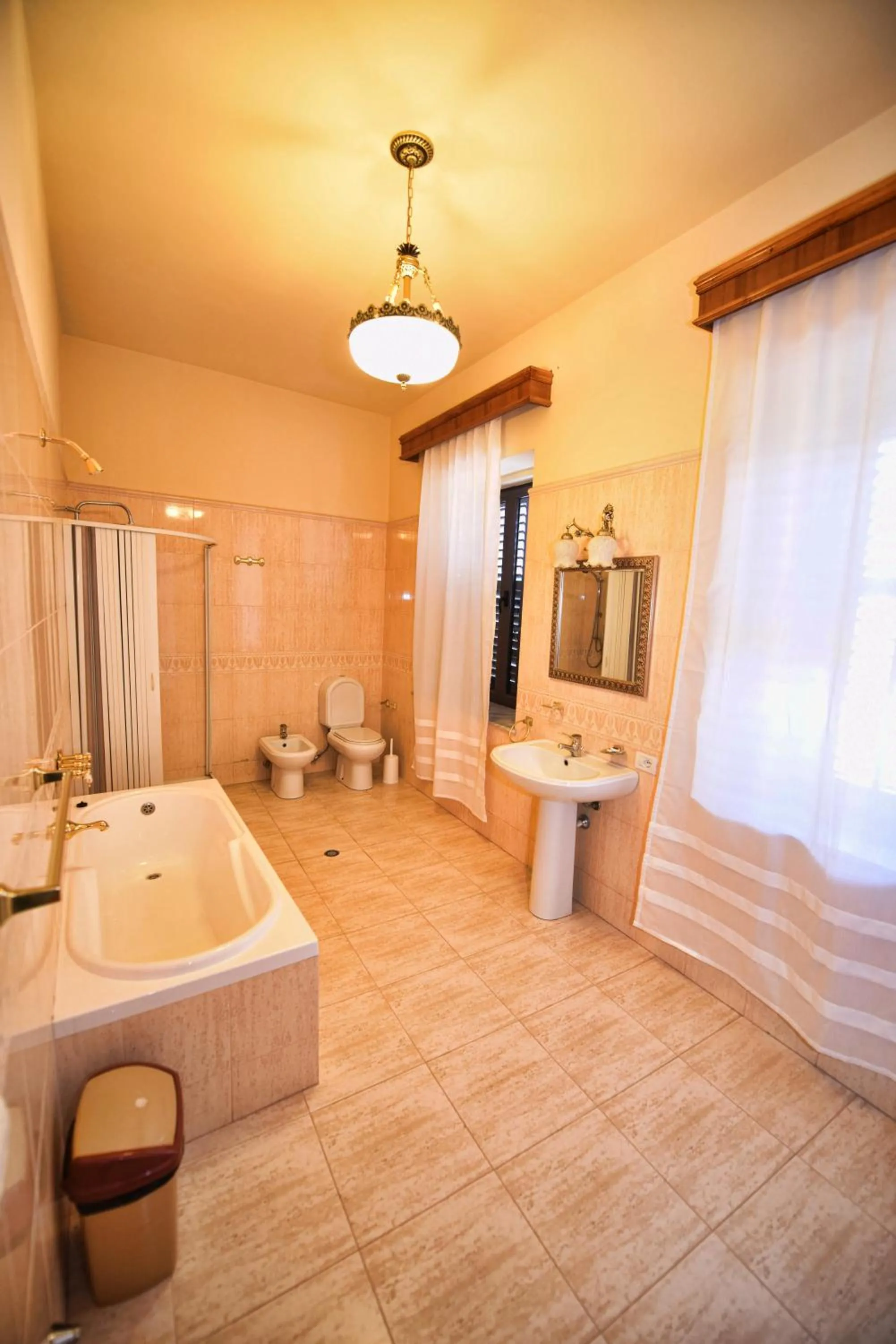 Bathroom in Rose Garden Hotel