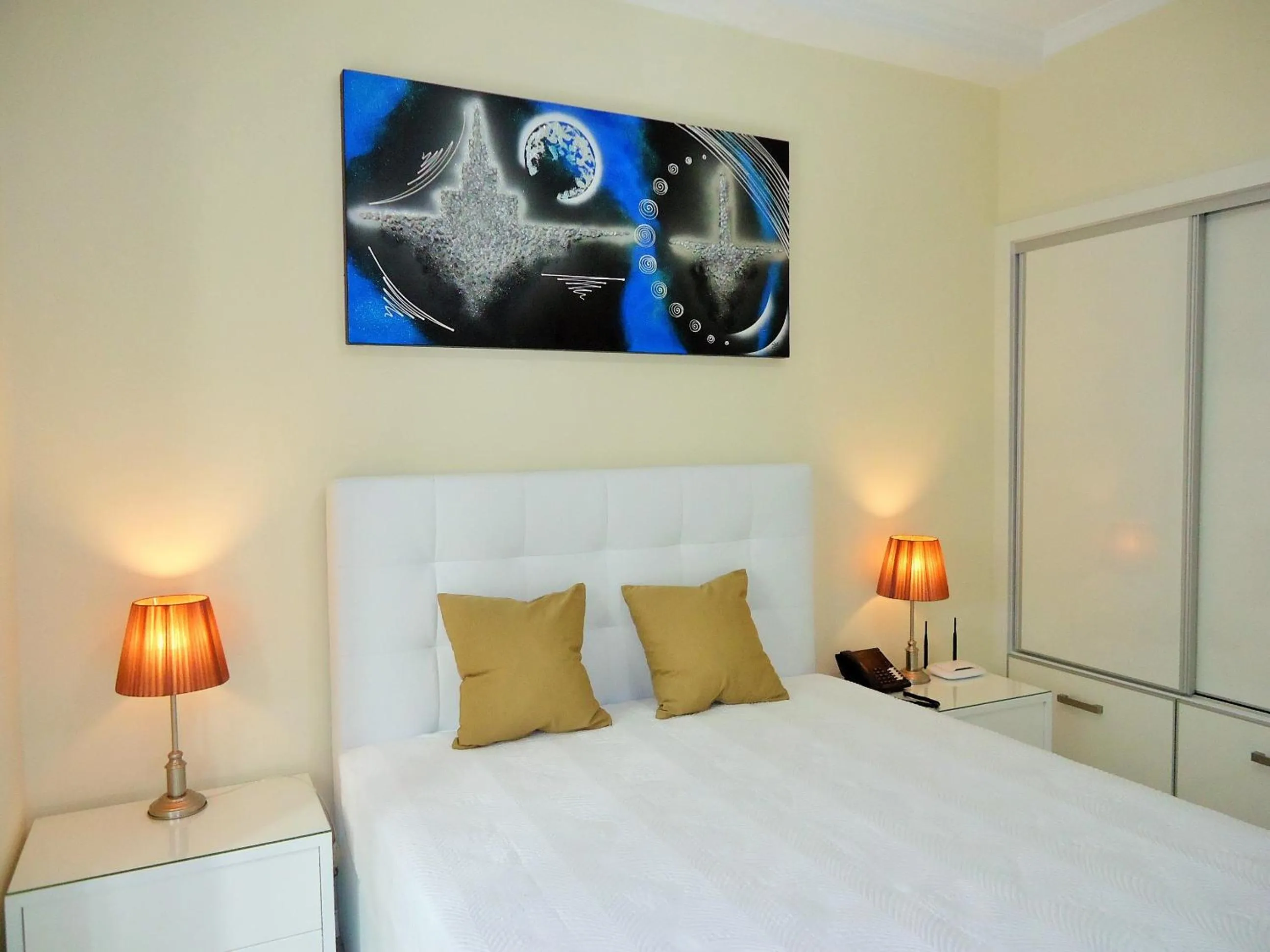 Bed in São Francisco Accommodation