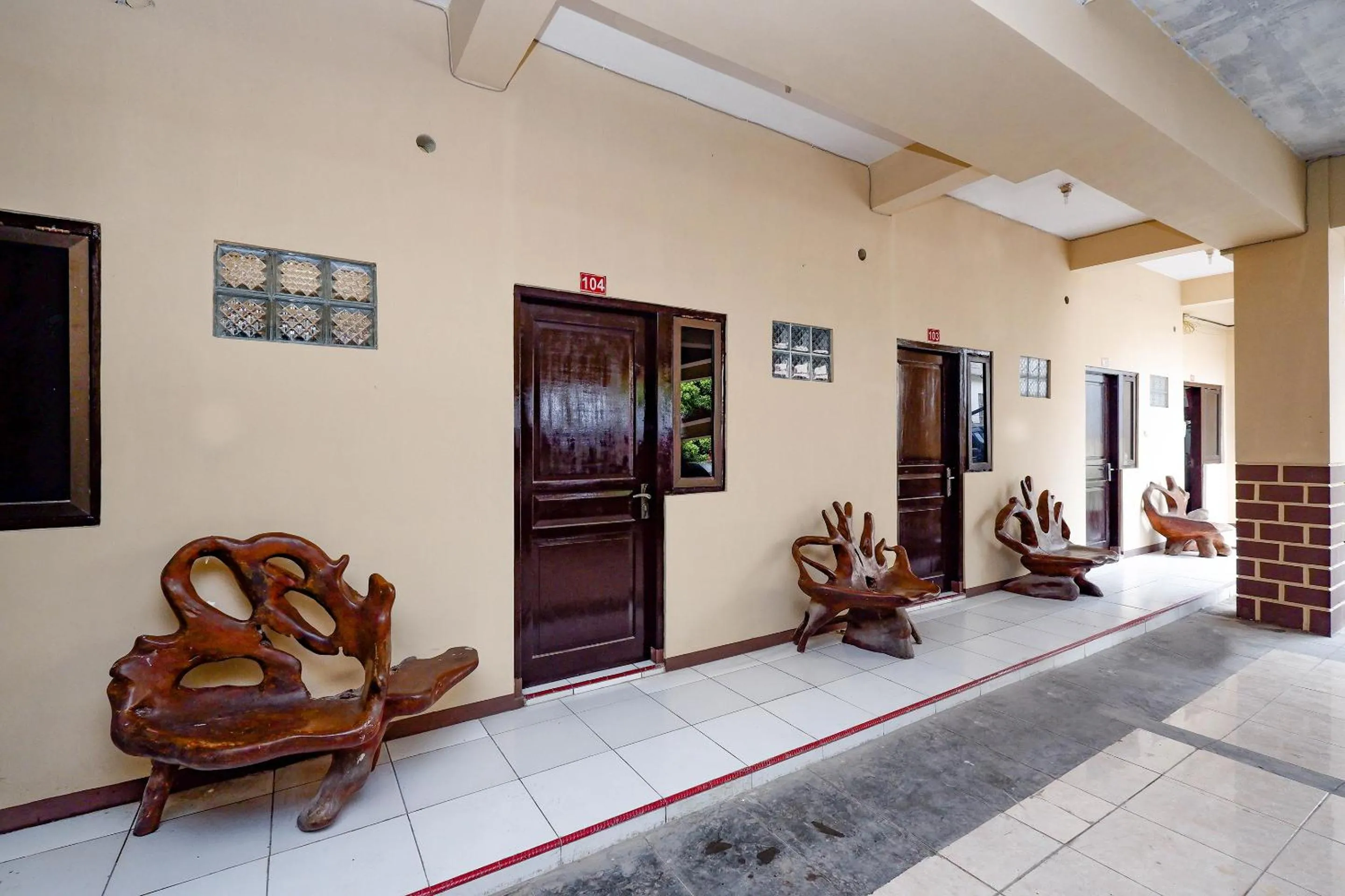 Floor plan in OYO 1706 Hotel H&w Solo