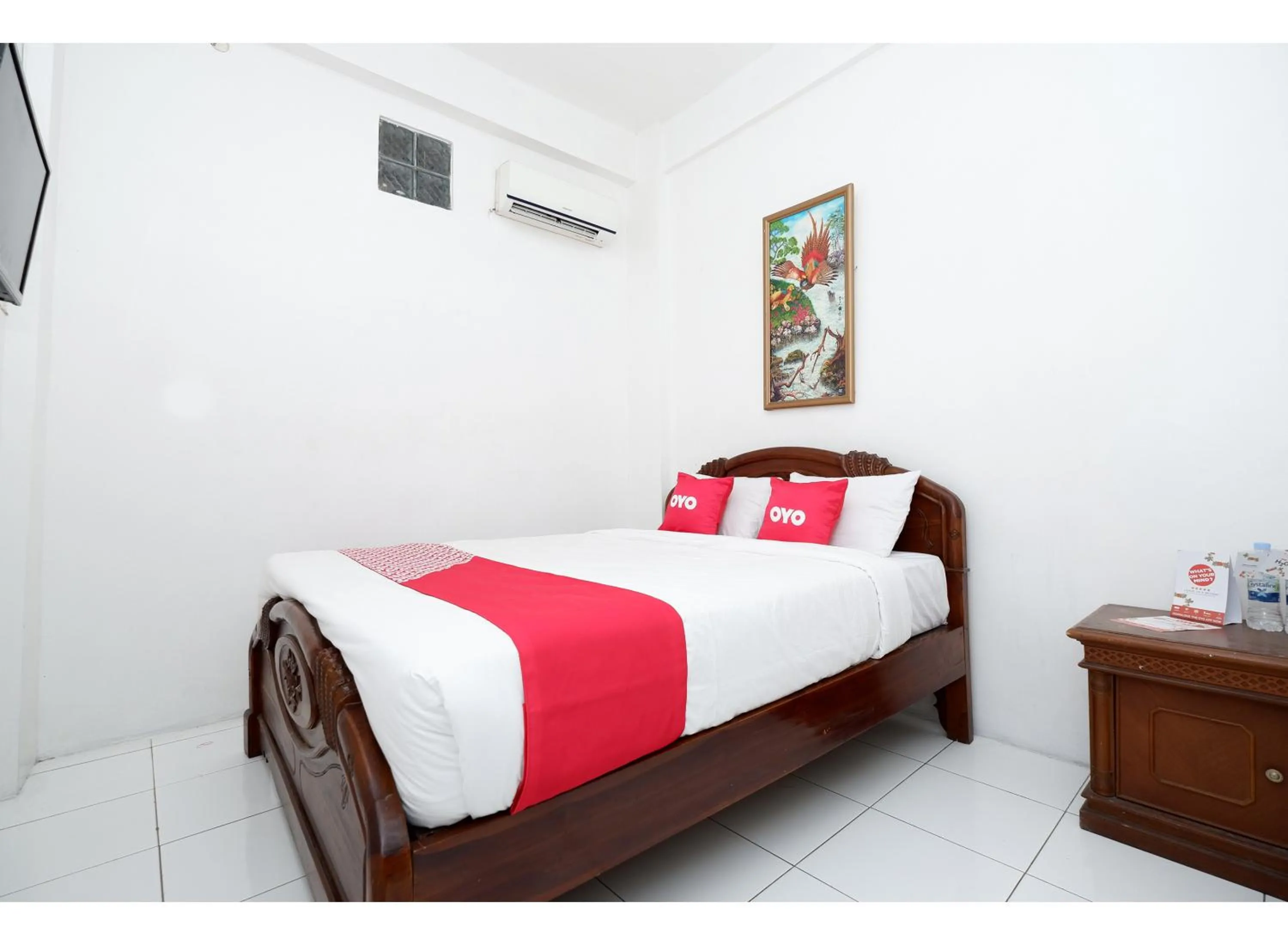 Bed in OYO 1706 Hotel H&w Solo
