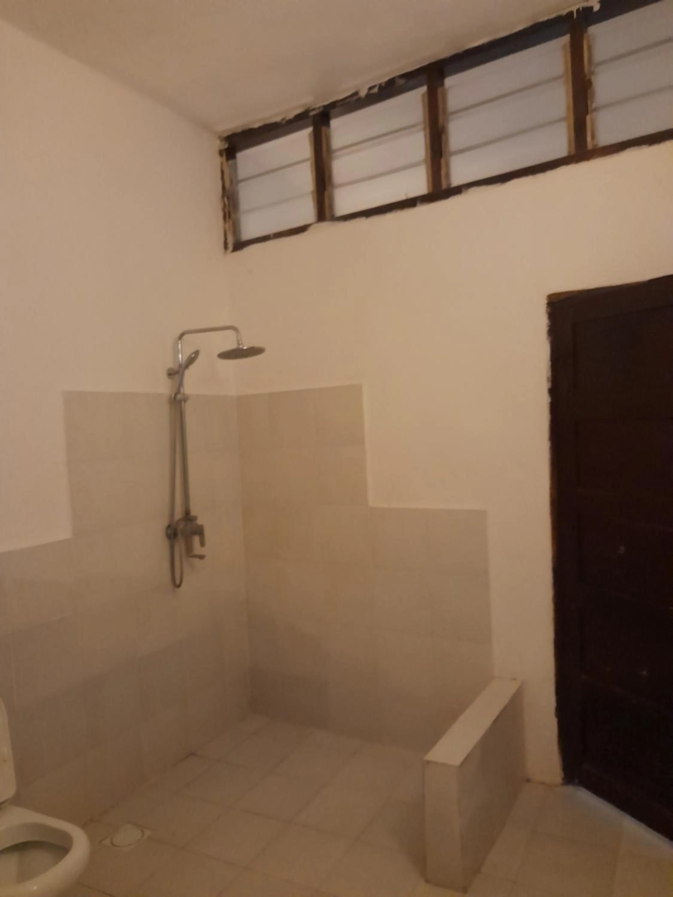 Bathroom in Riverman Hotel