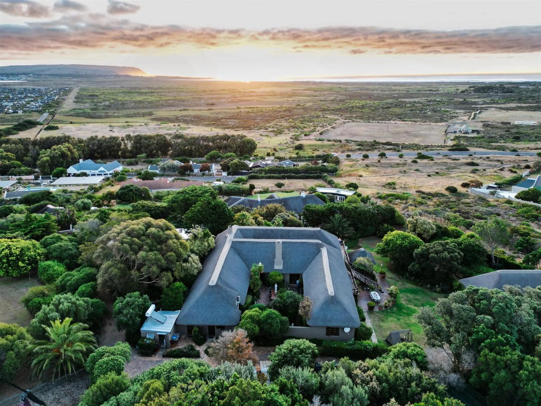 Day in Wild Rose Country Lodge