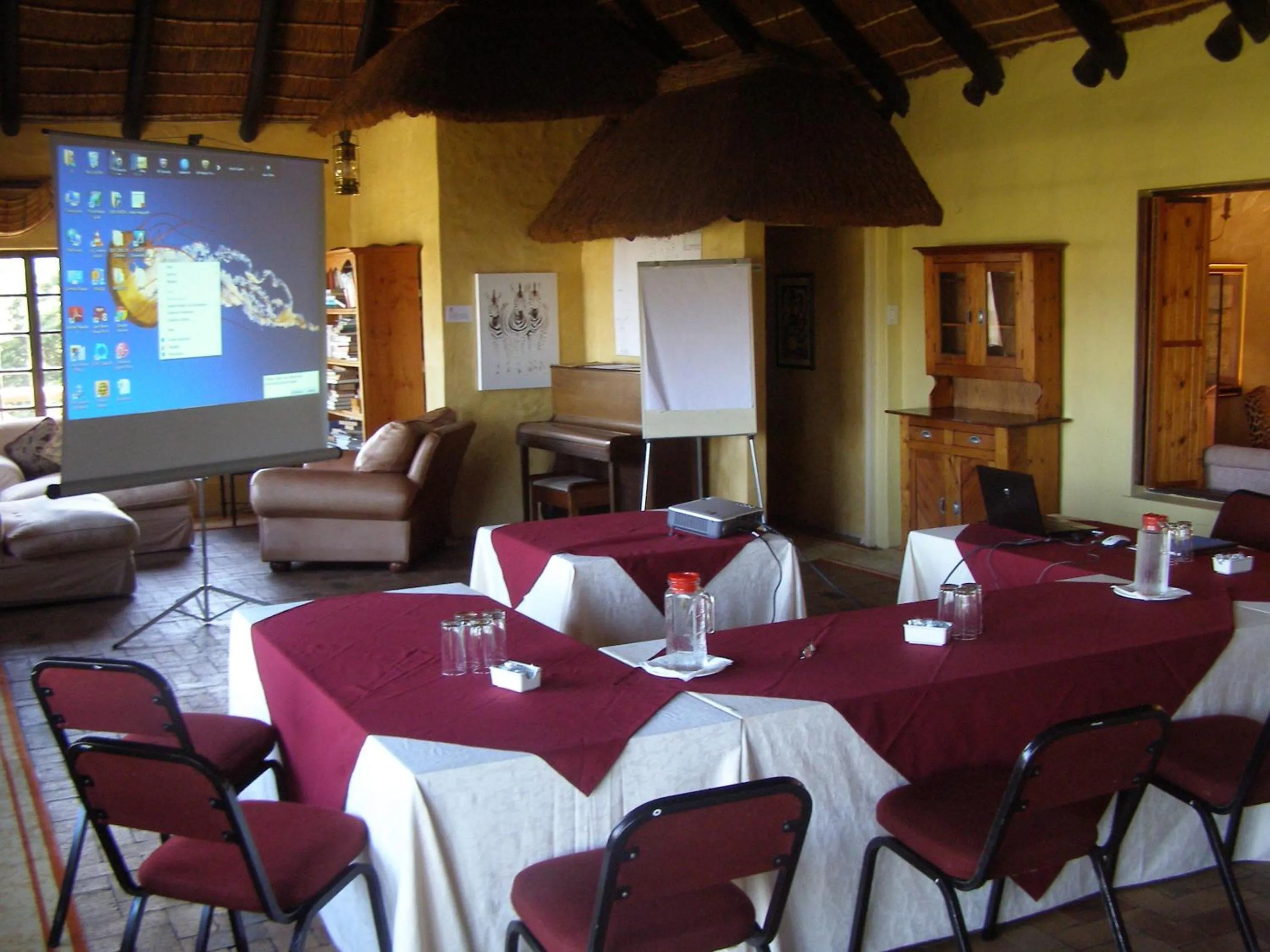 Banquet/Function facilities in Wild Rose Country Lodge