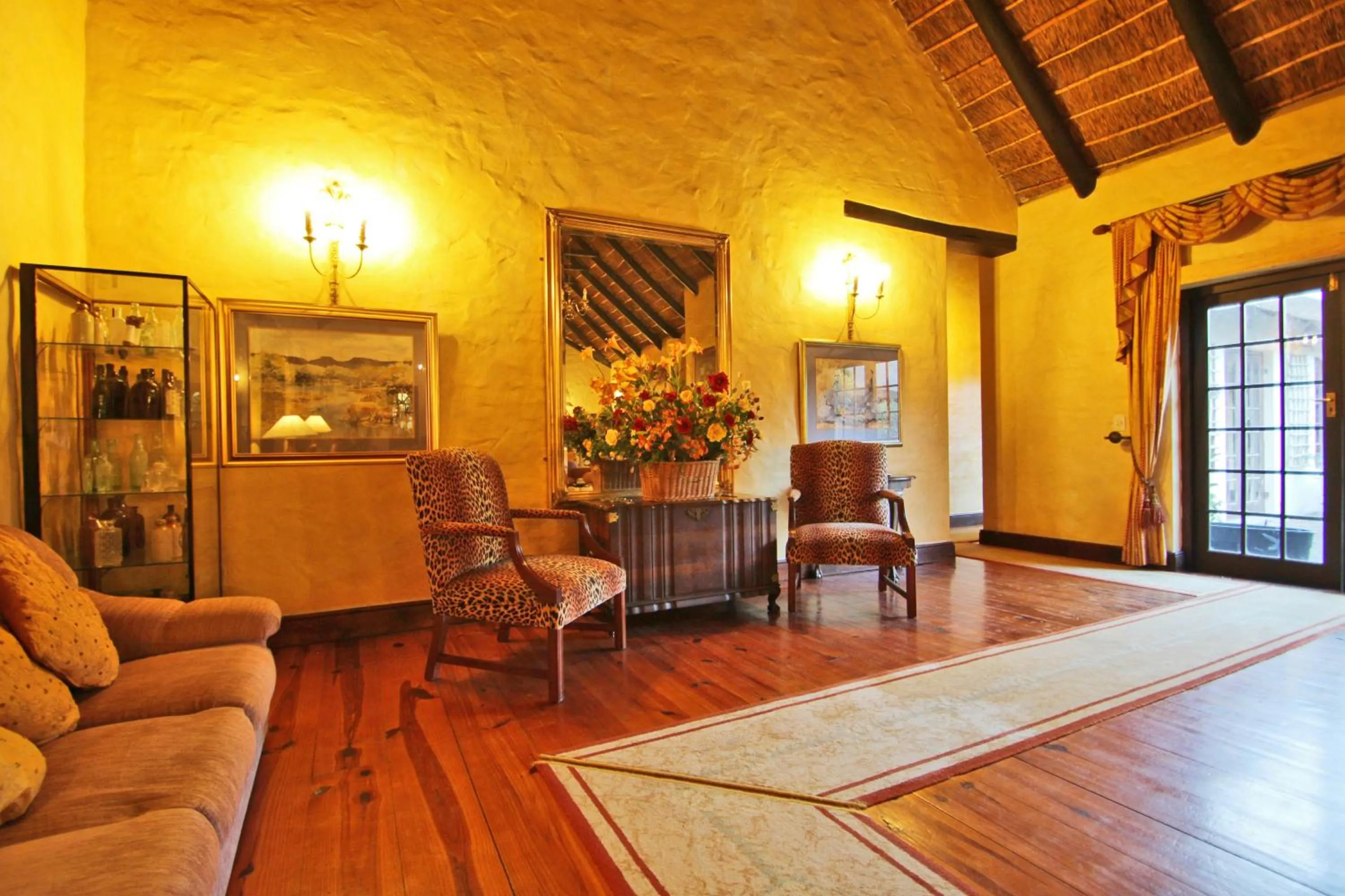 Day in Wild Rose Country Lodge