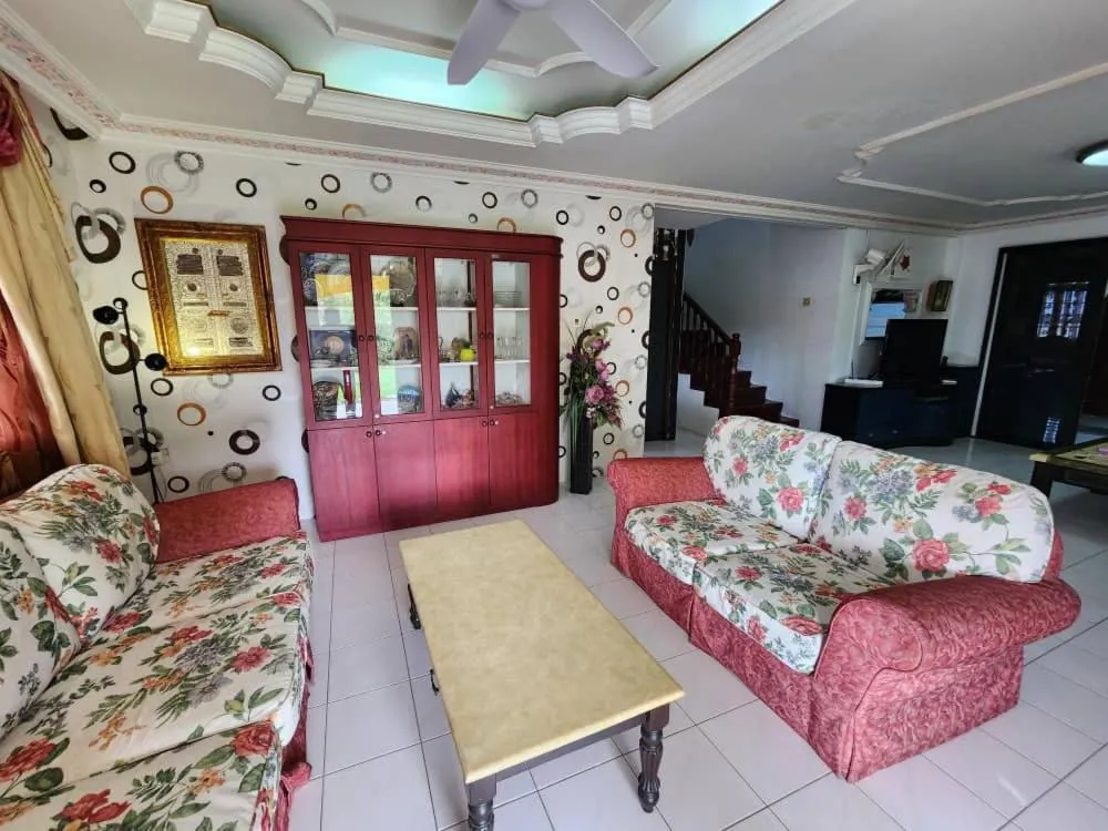 Homestay Petrajaya Kuching