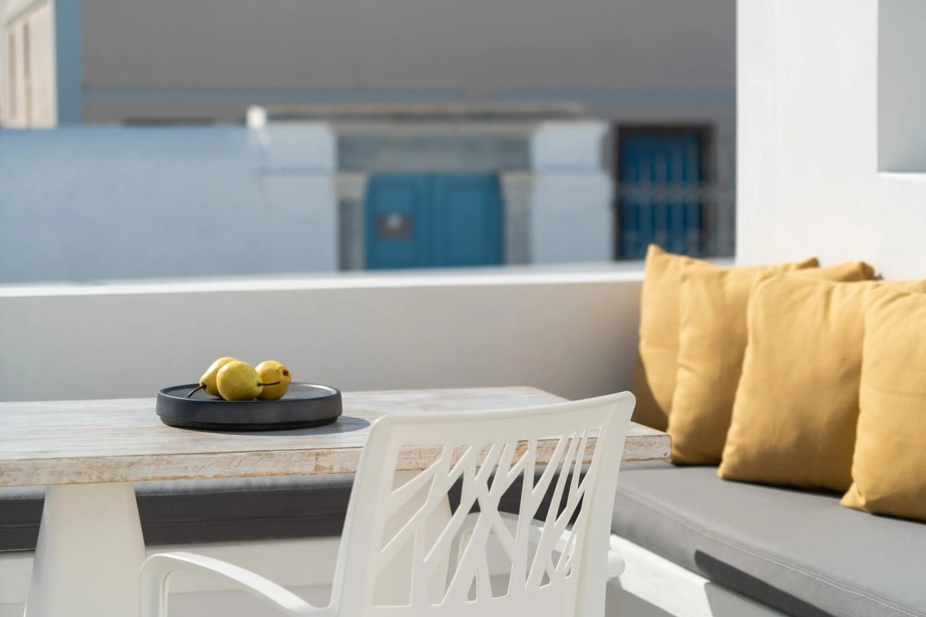 Patio in White Concept Caves
