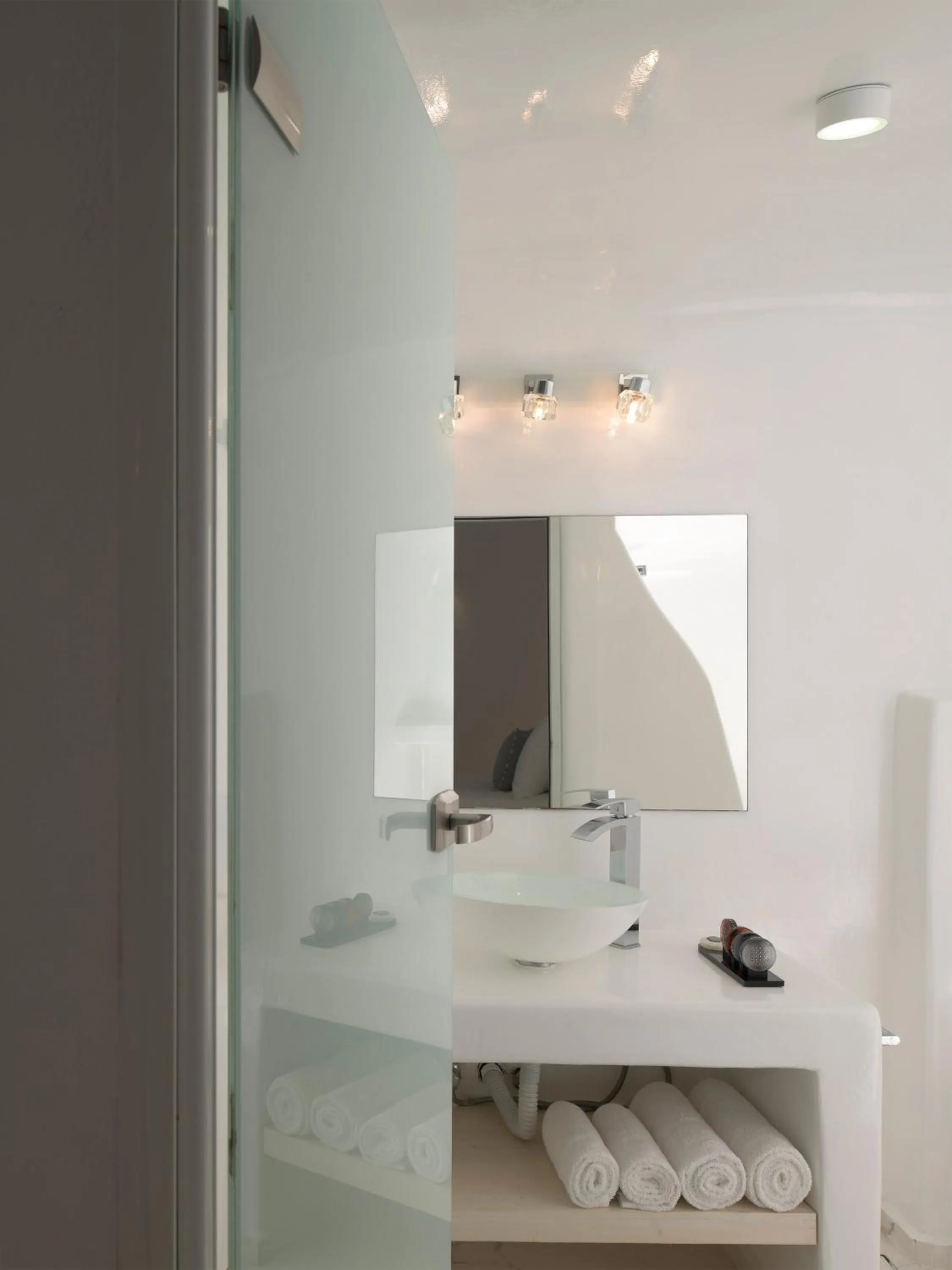 Bathroom in White Concept Caves