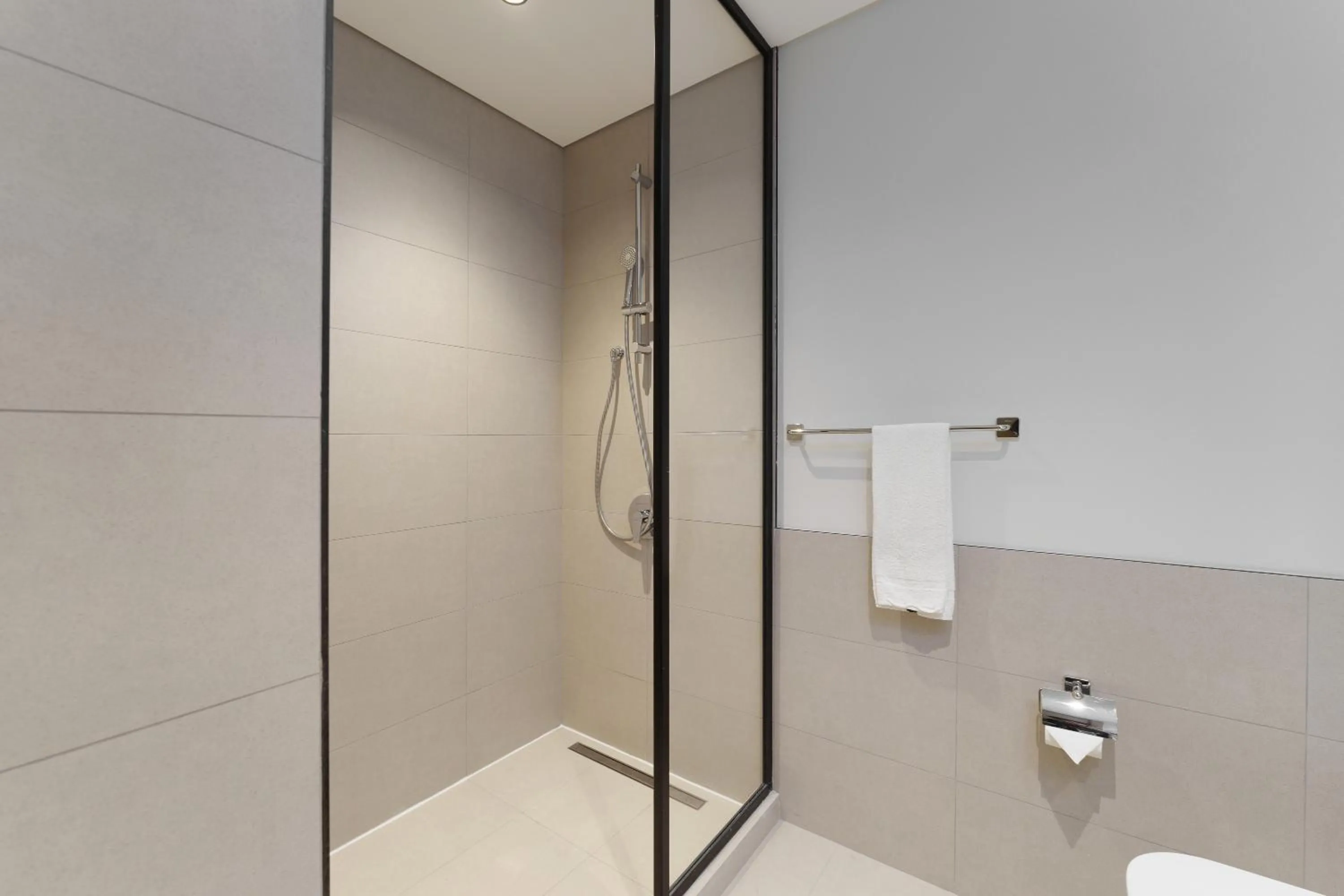 Shower in Maison Privee - Tranquil Living with Golf Course Vws in Dubai Hills