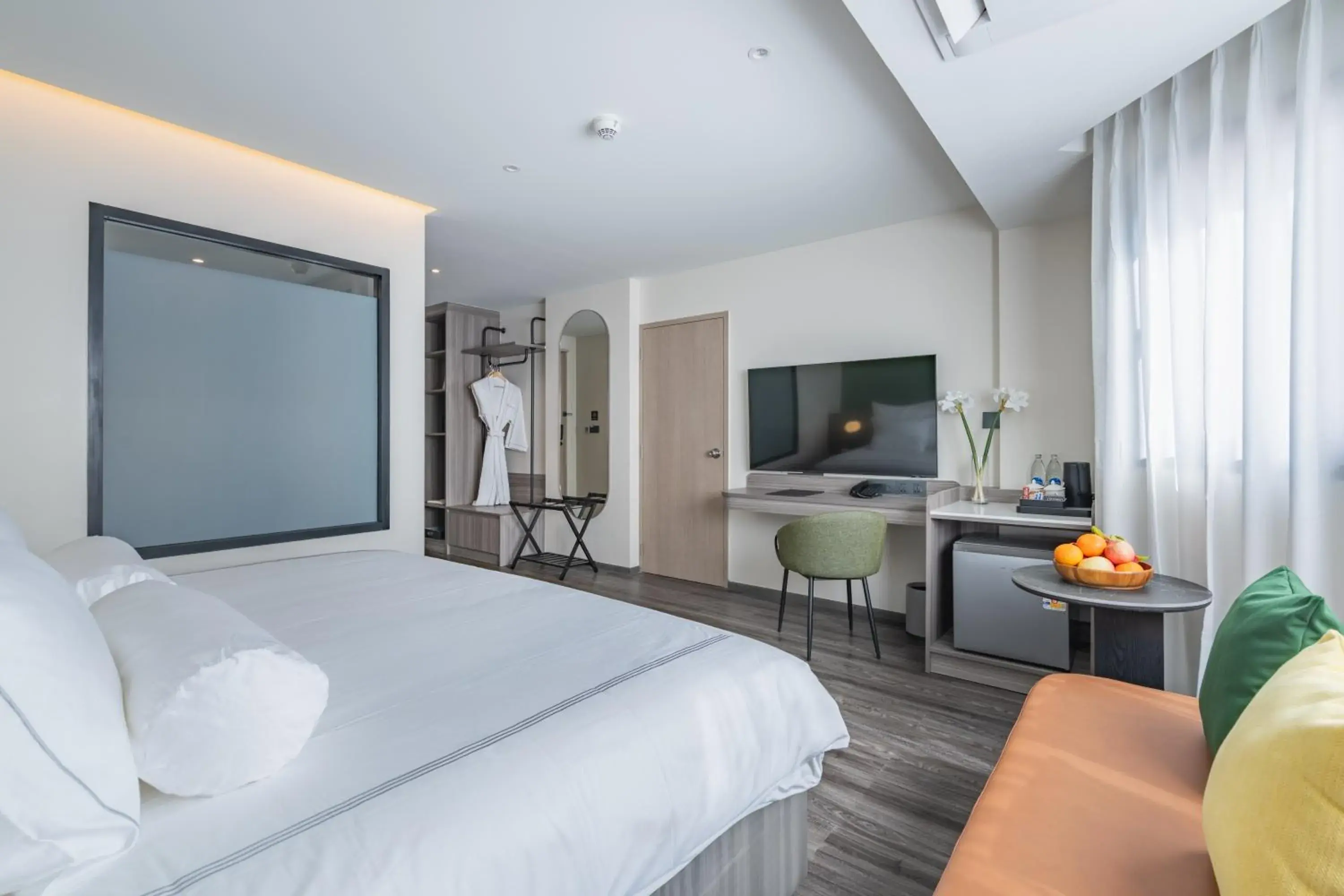 Deluxe Double Room in The Akyra Bangkok 11 Deluxe Double Room in The Akyra Bangkok 11