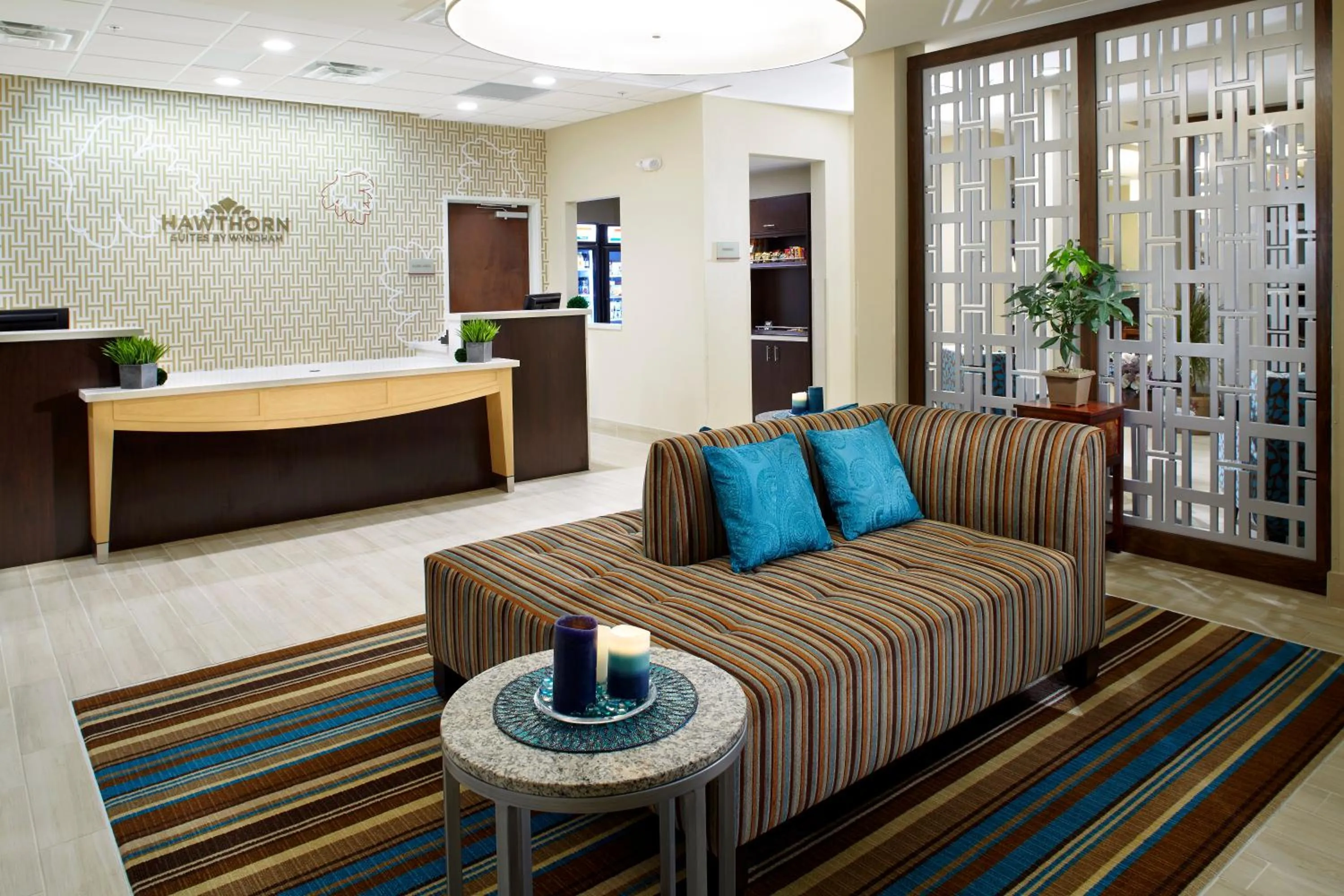 Lobby or reception in Hawthorn Suites by Wyndham Wheeling at The Highlands