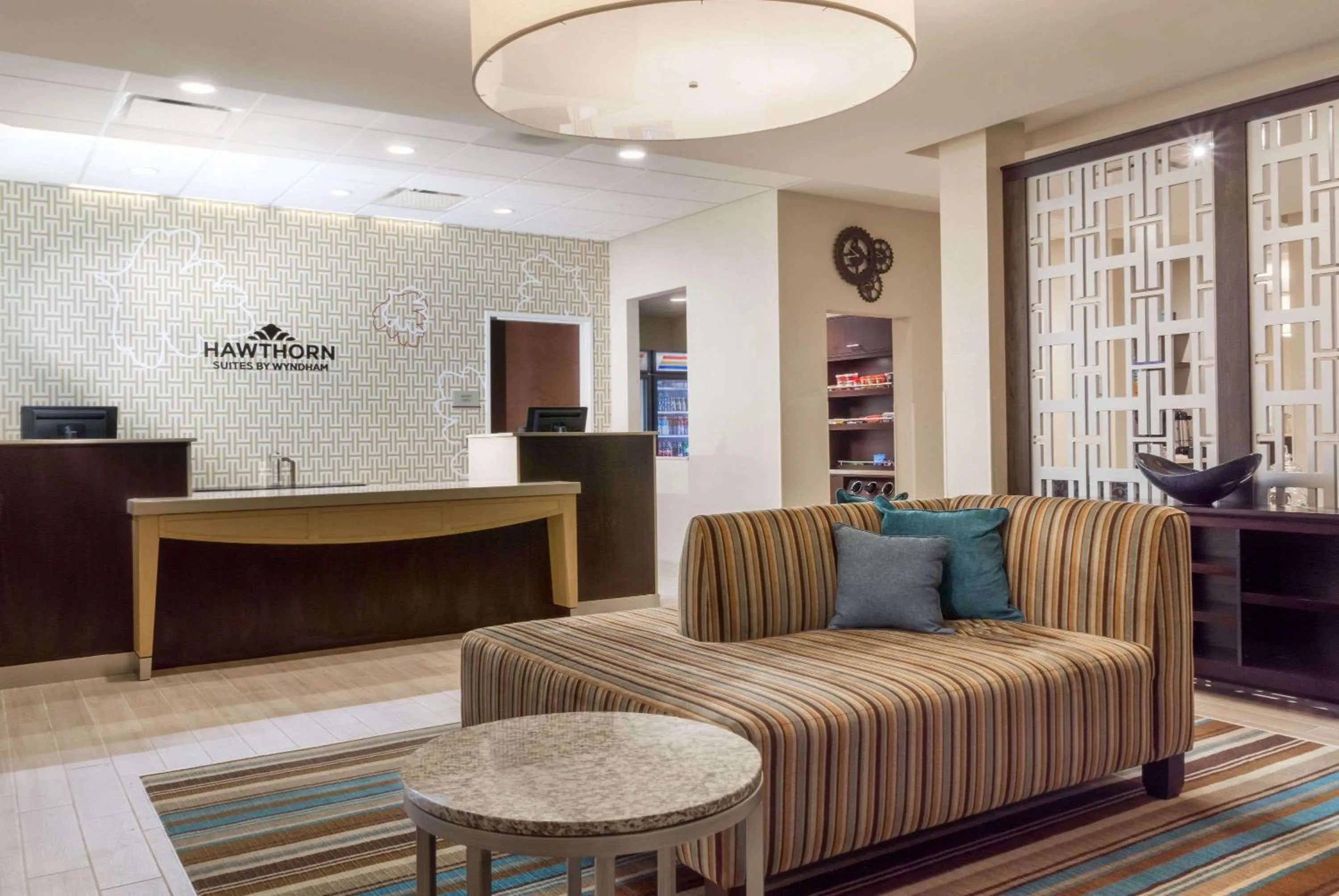 Lobby or reception in Hawthorn Suites by Wyndham Wheeling at The Highlands