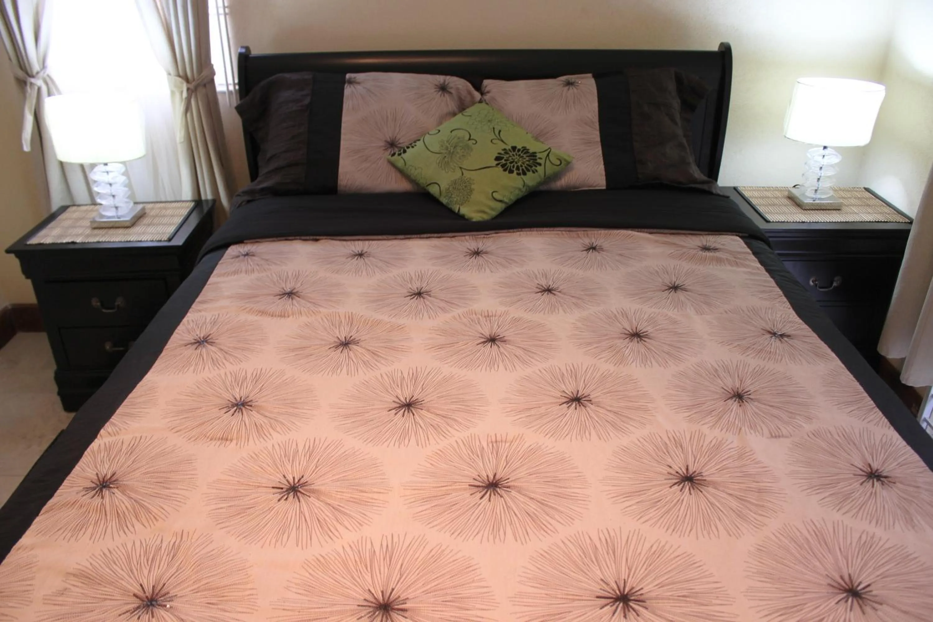 Bed in Eclipse Suite Guest Apartment