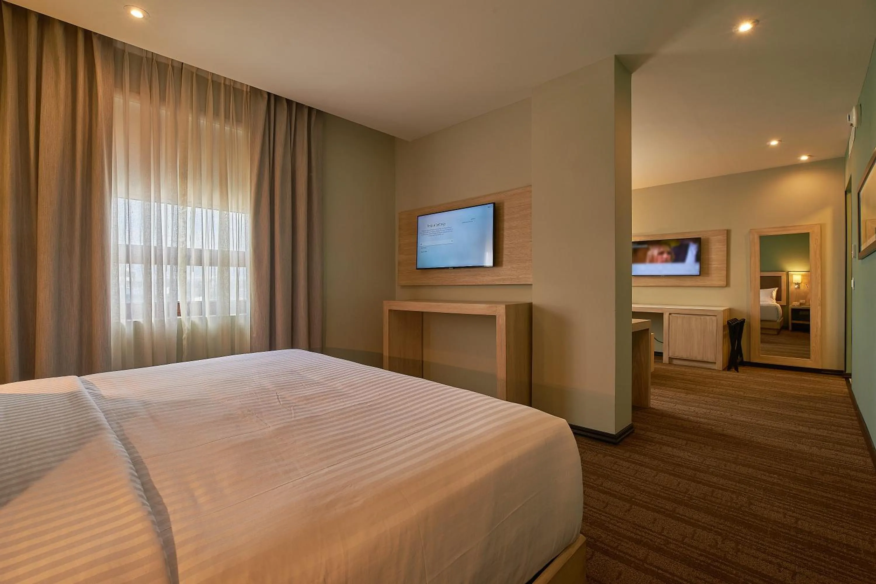 Junior King Suite - Non-Smoking in Wyndham Garden Saltillo