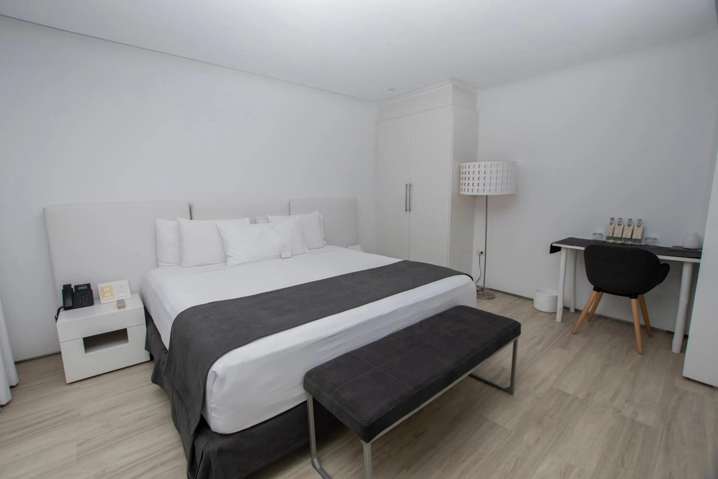 Bed in Golden Bay Galapagos