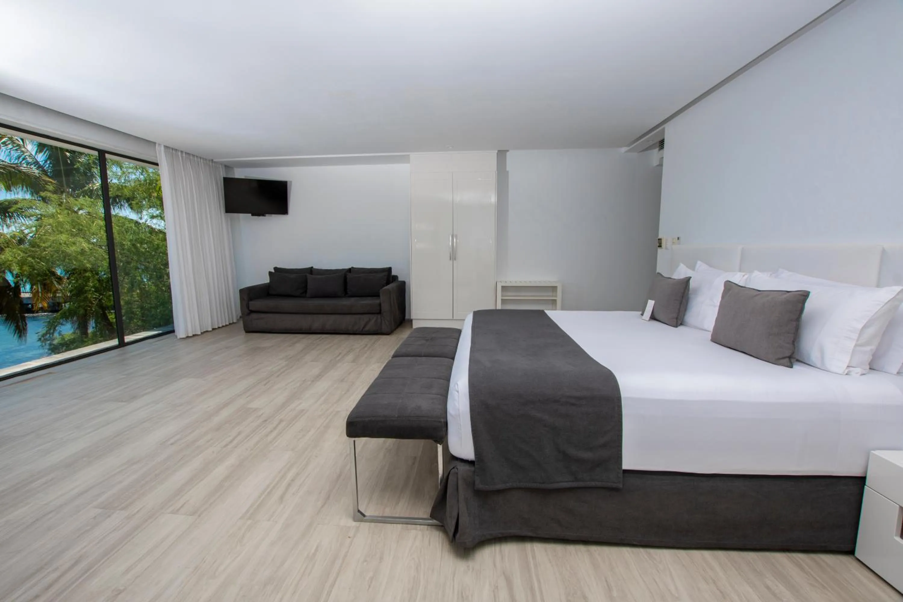 Bed in Golden Bay Galapagos