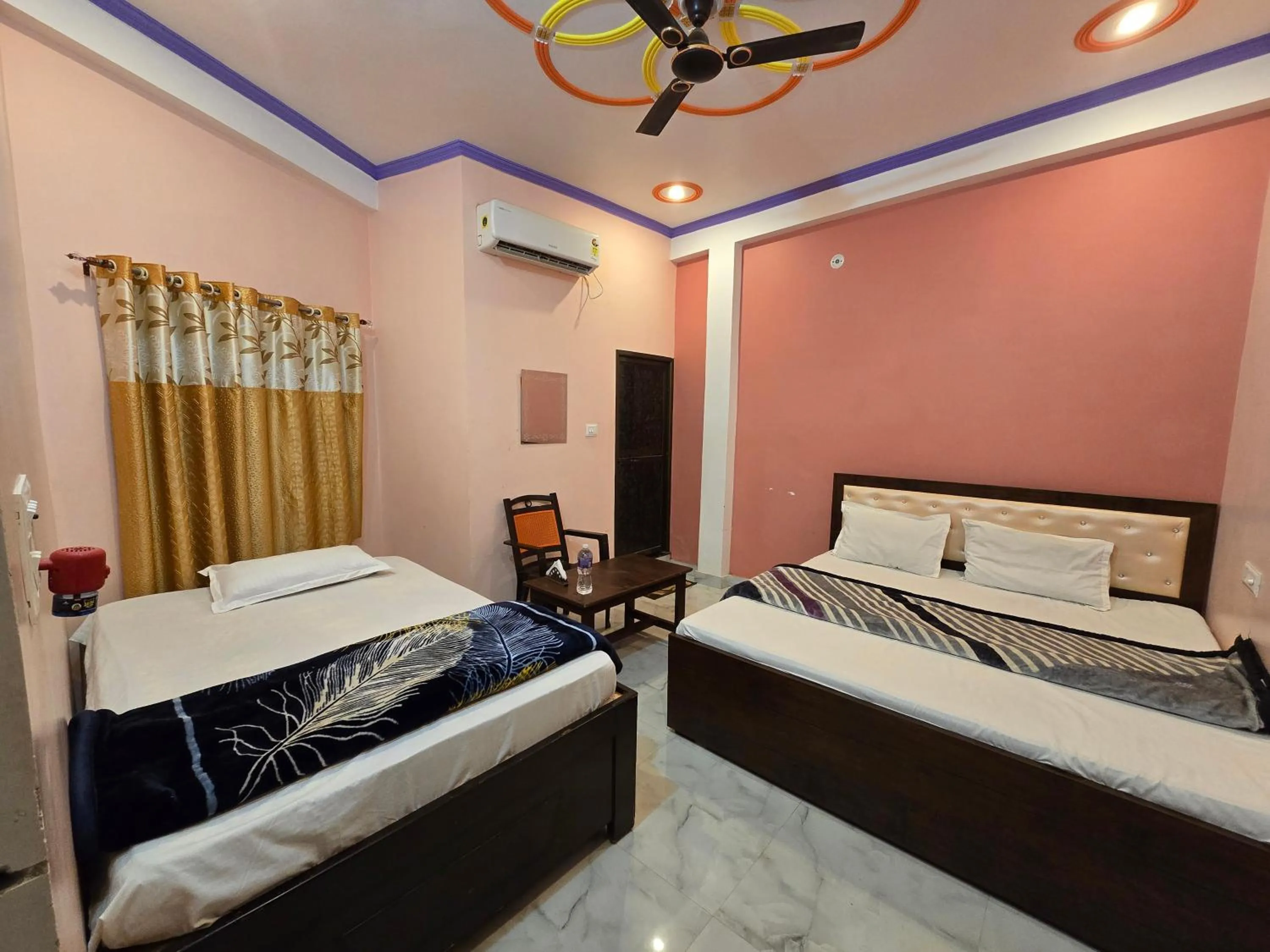 Awadh Dham Guest House