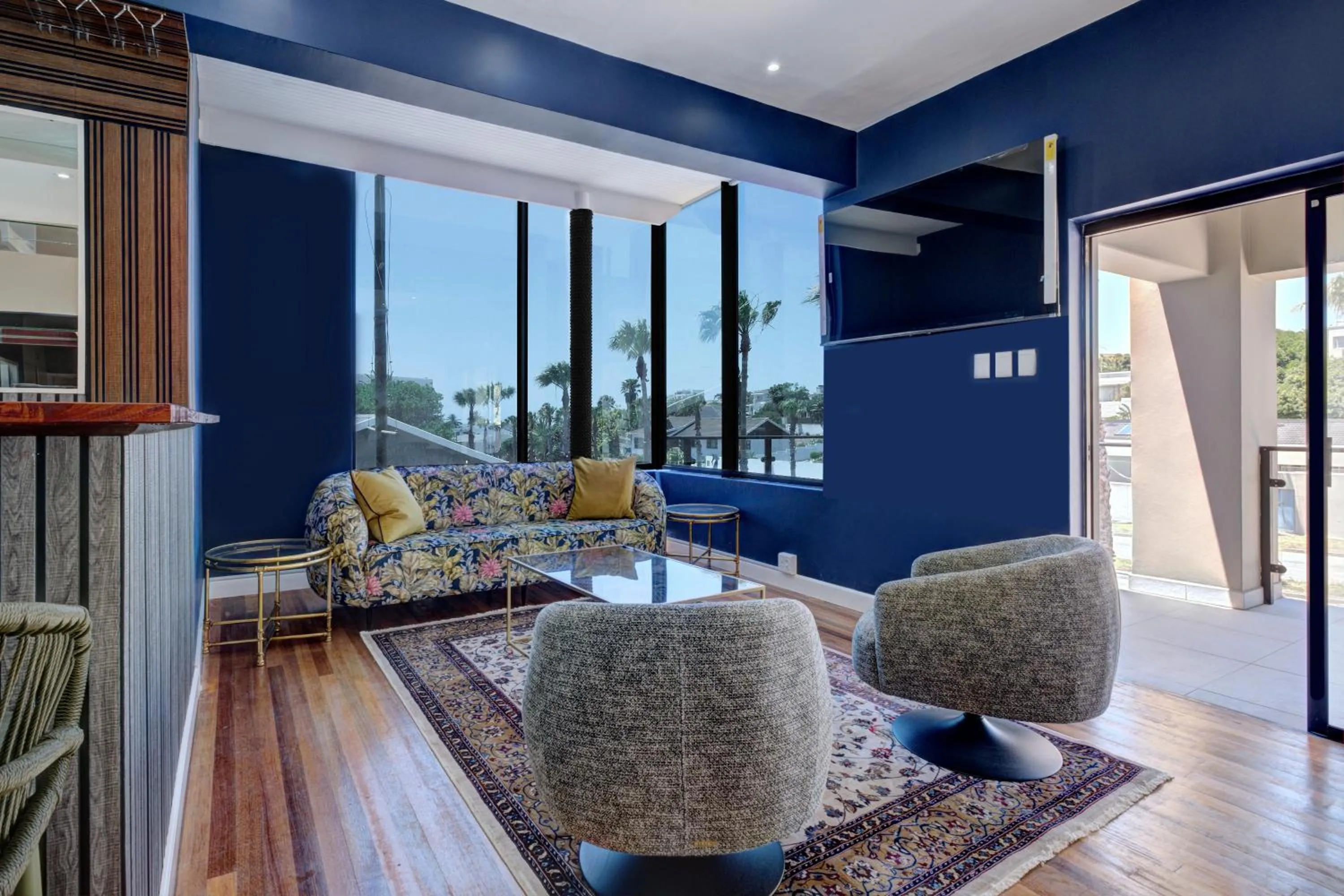 Ahoy Boutique Hotel