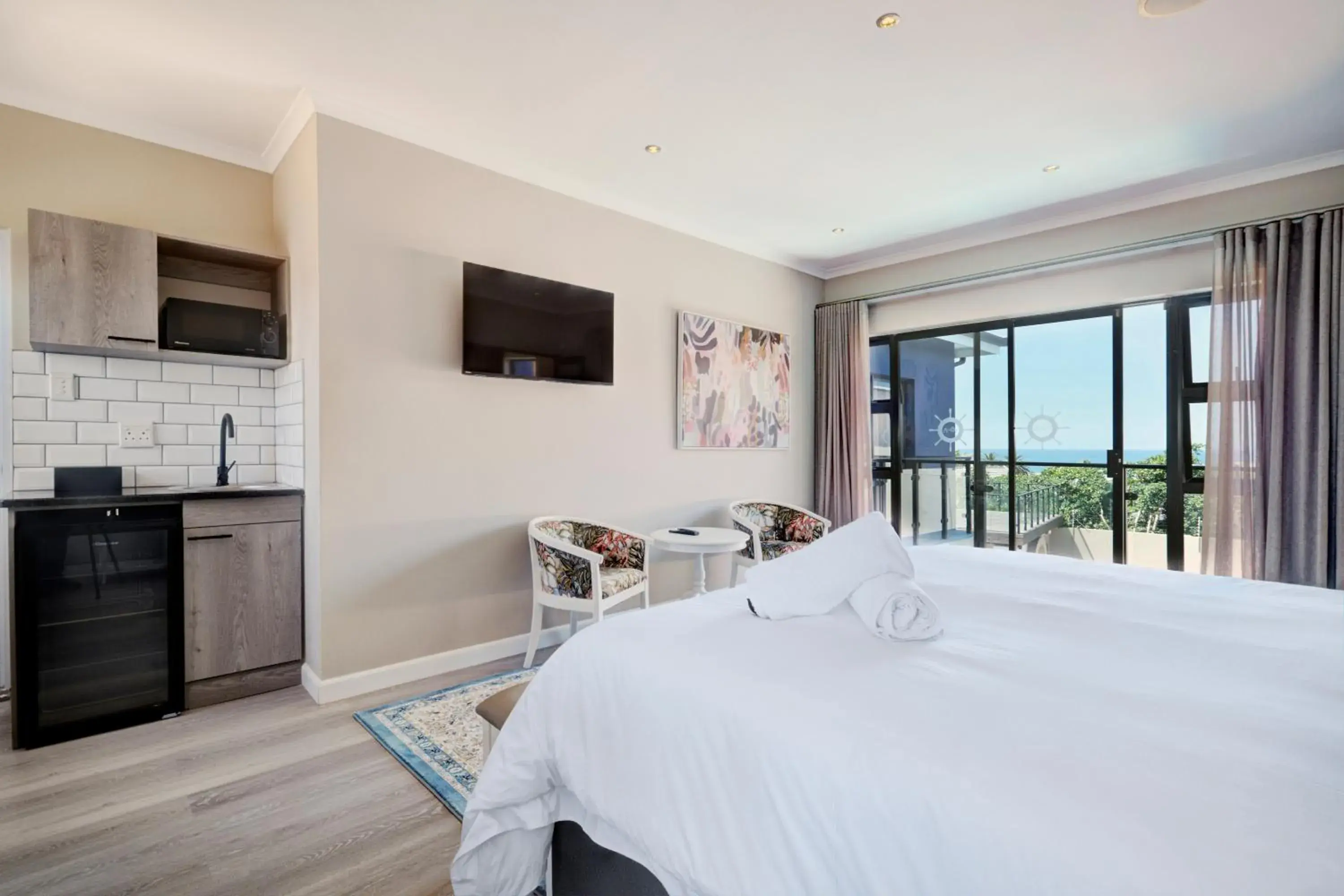 Suite with Pool View in Ahoy Boutique Hotel Suite with Pool View in Ahoy Boutique Hotel