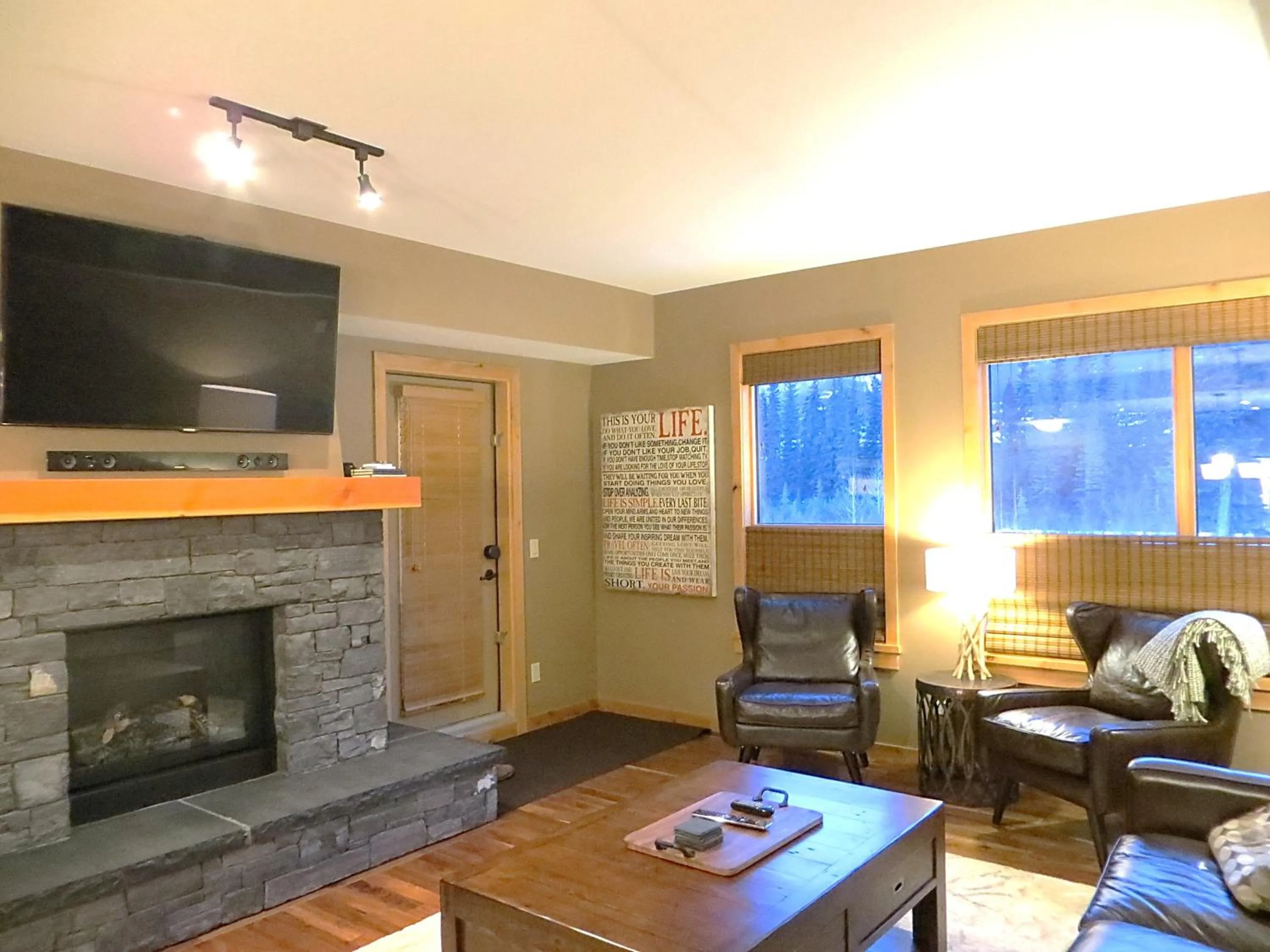 Living room in Luxury Canmore Vacations