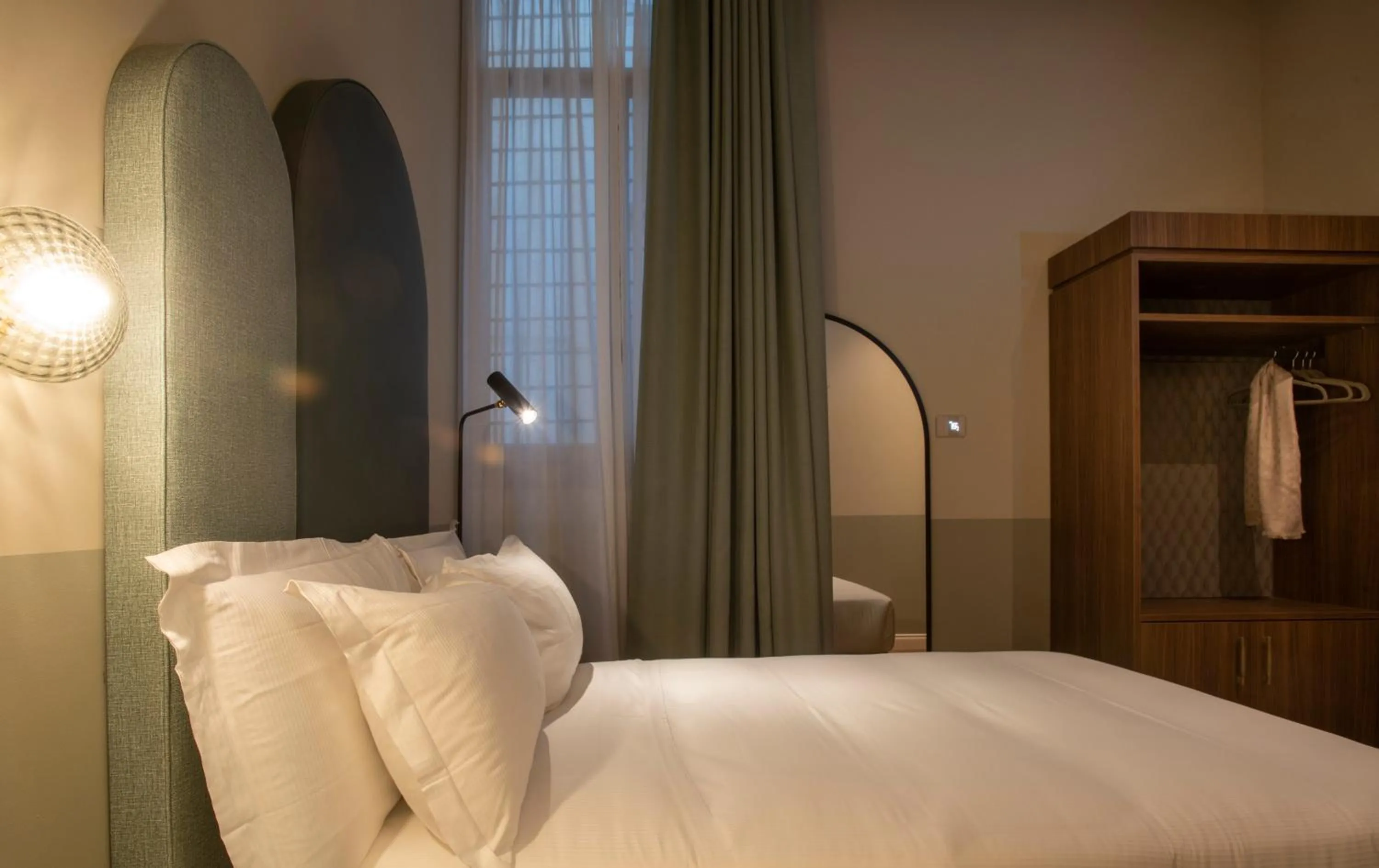 Queen Room in Hotel de l'Alboro
