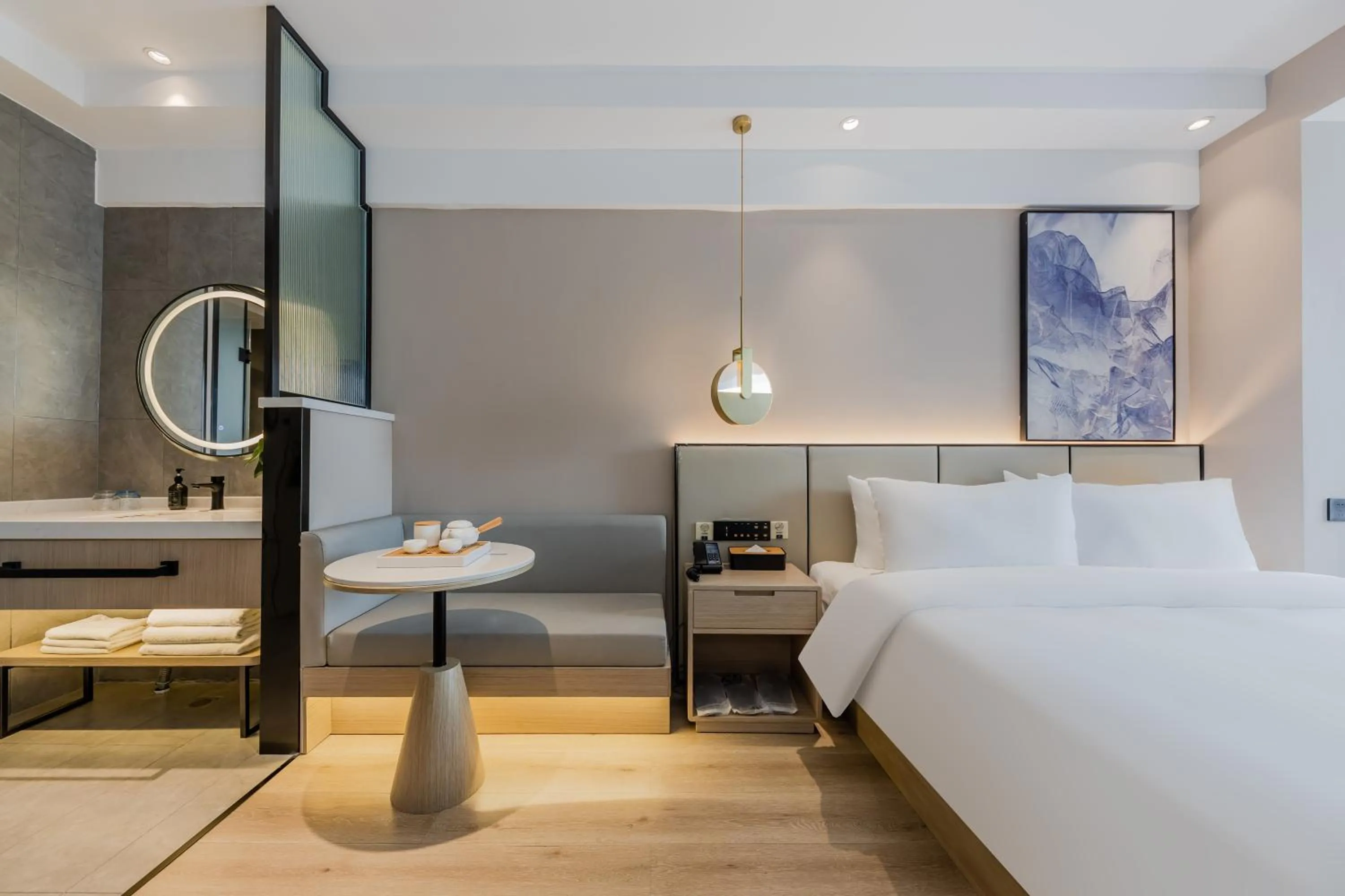 Photo of the whole room, Bed in Xinhuating Business Hotel