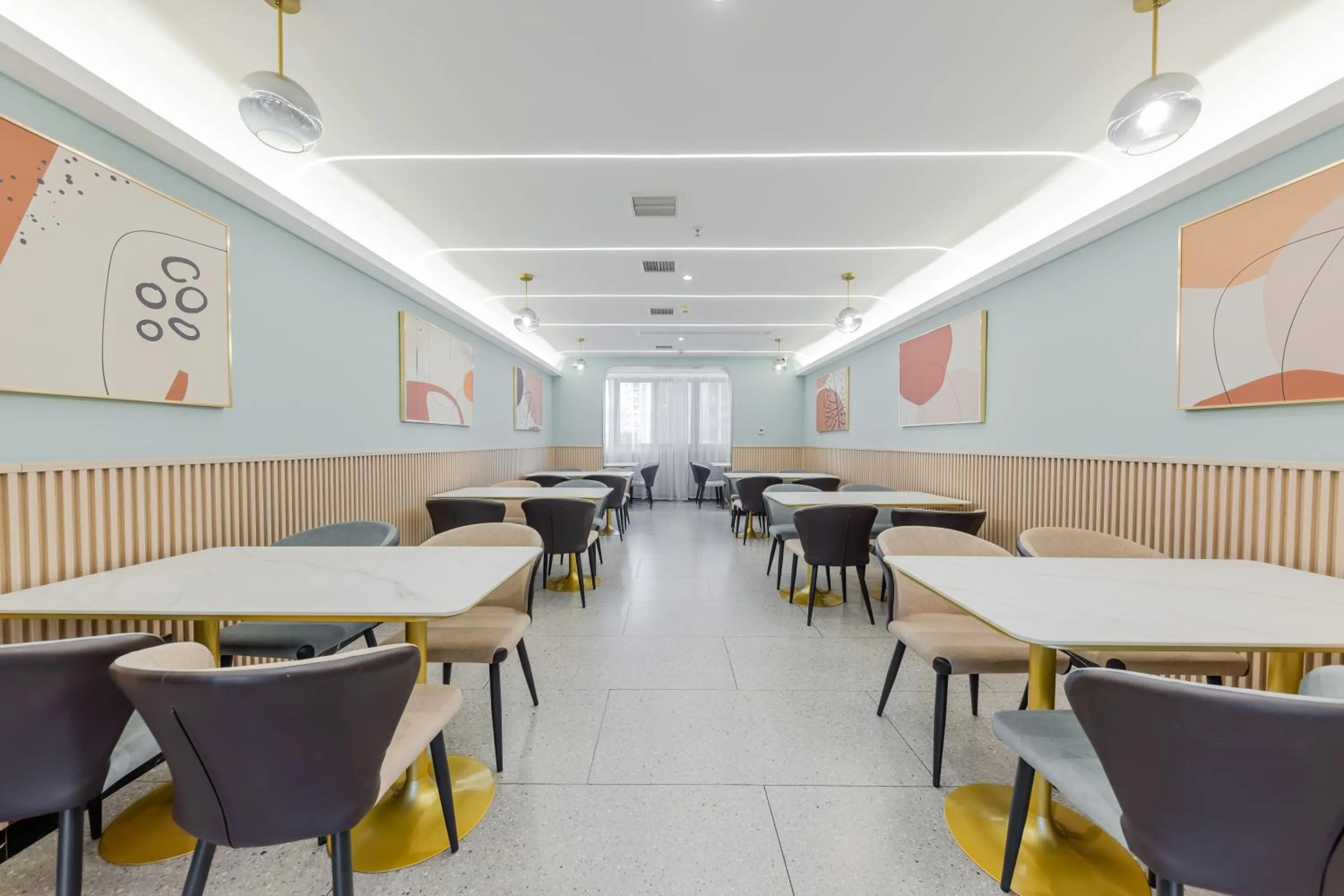 Restaurant/places to eat in Xinhuating Business Hotel