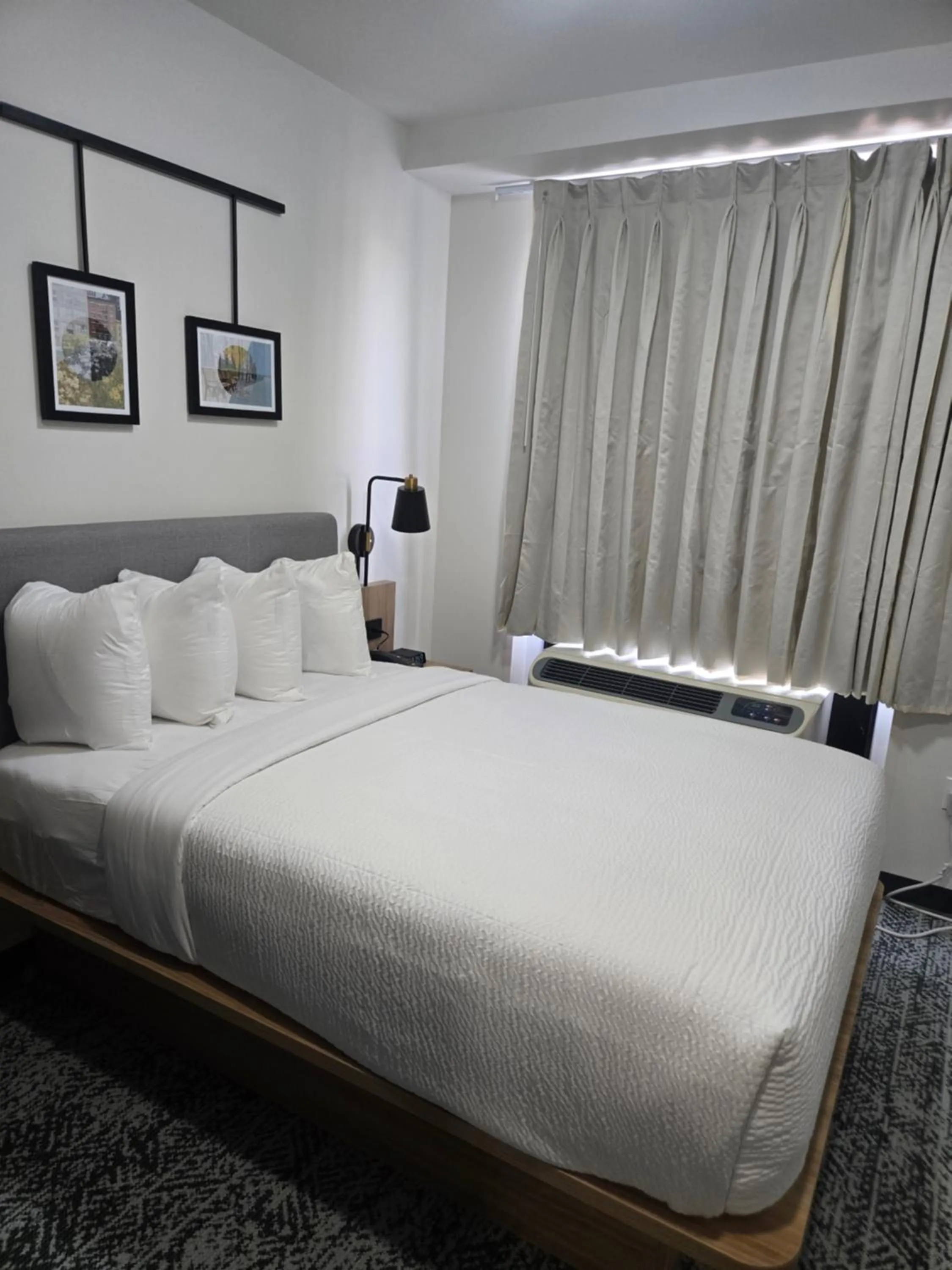 Bedroom, Bed in Sleep Inn