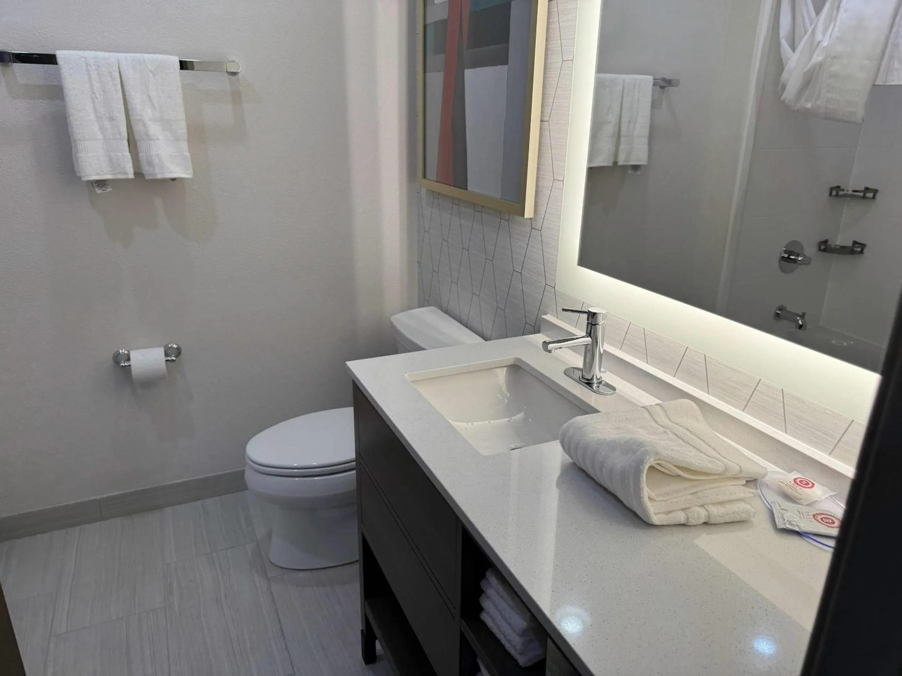 Bedroom in Comfort Inn & Suites Colby