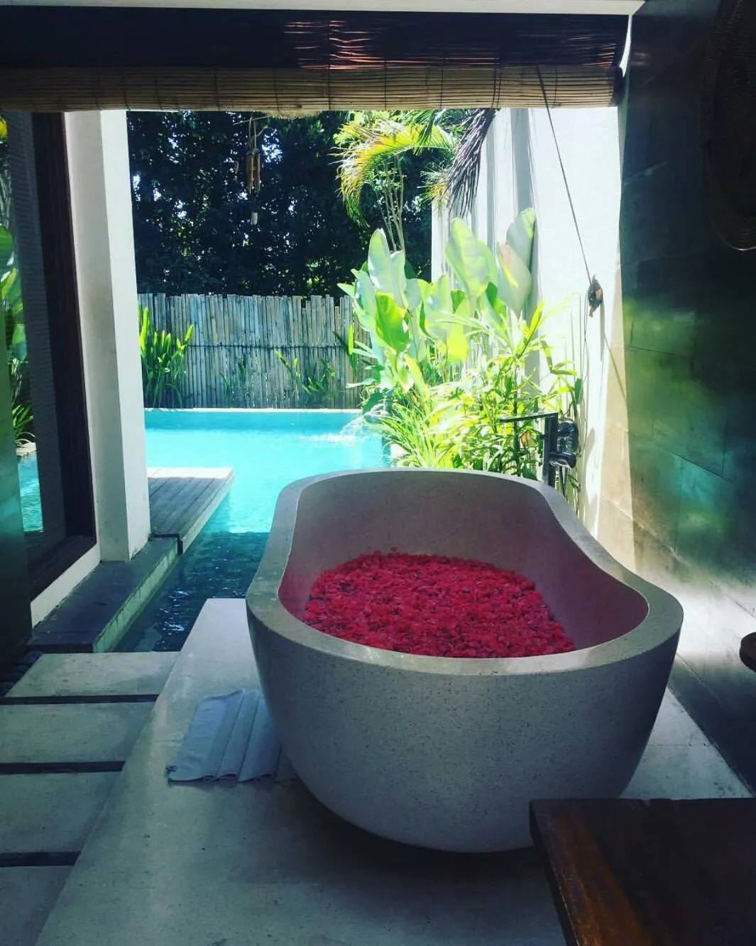 Bathroom in Regali Villa Canggu