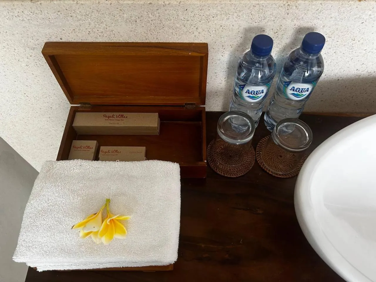 Bathroom in Regali Villa Canggu