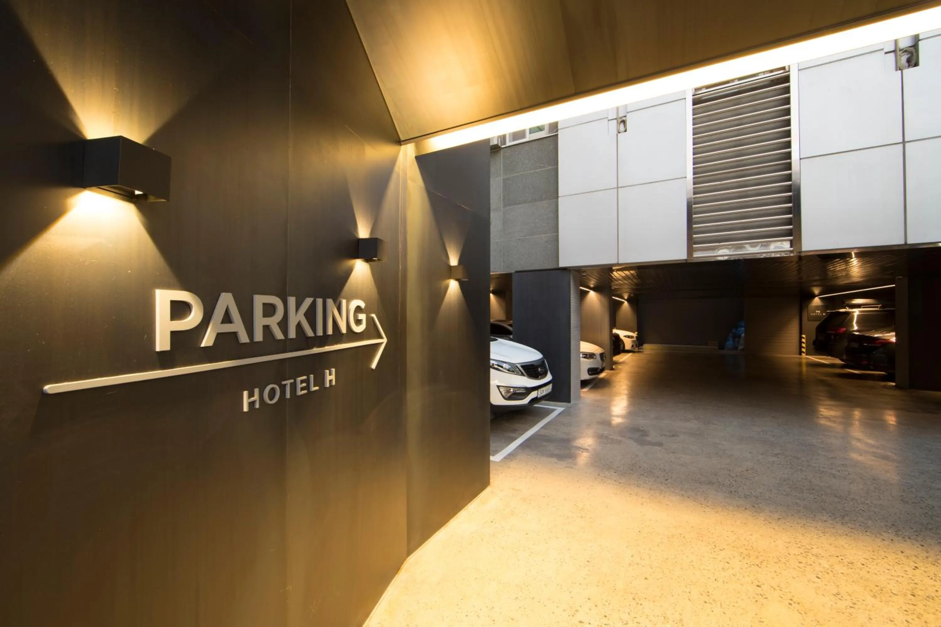 Property building in HOTEL H