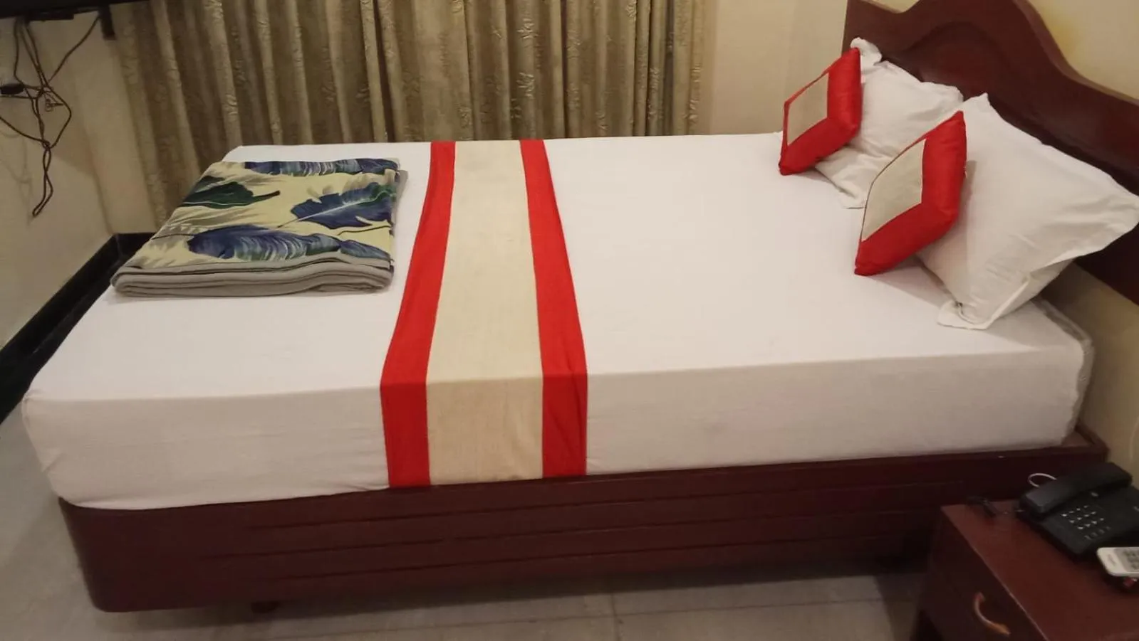 Bed in Krishna Inn