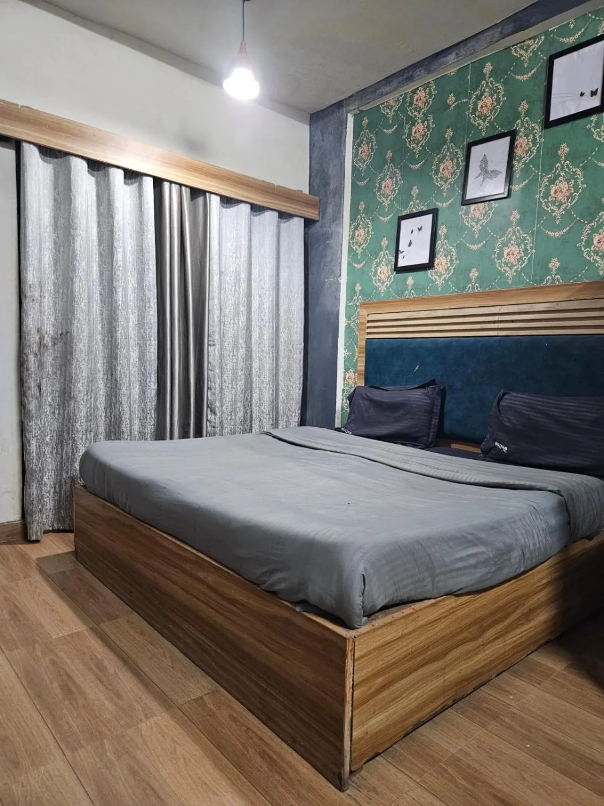 Bed in Welina Shree Hotel