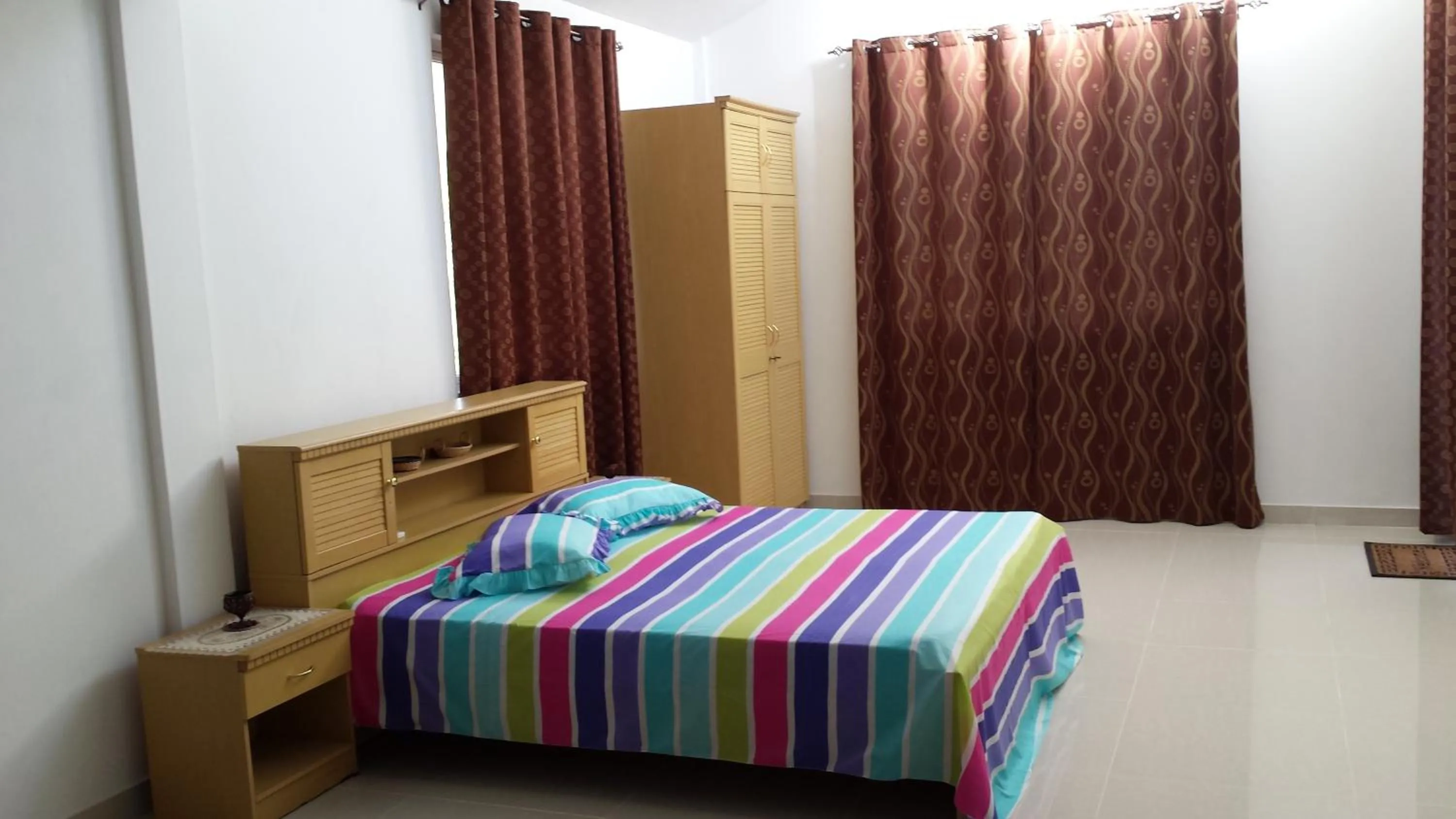 Bedroom, Bed in Riverside Studio