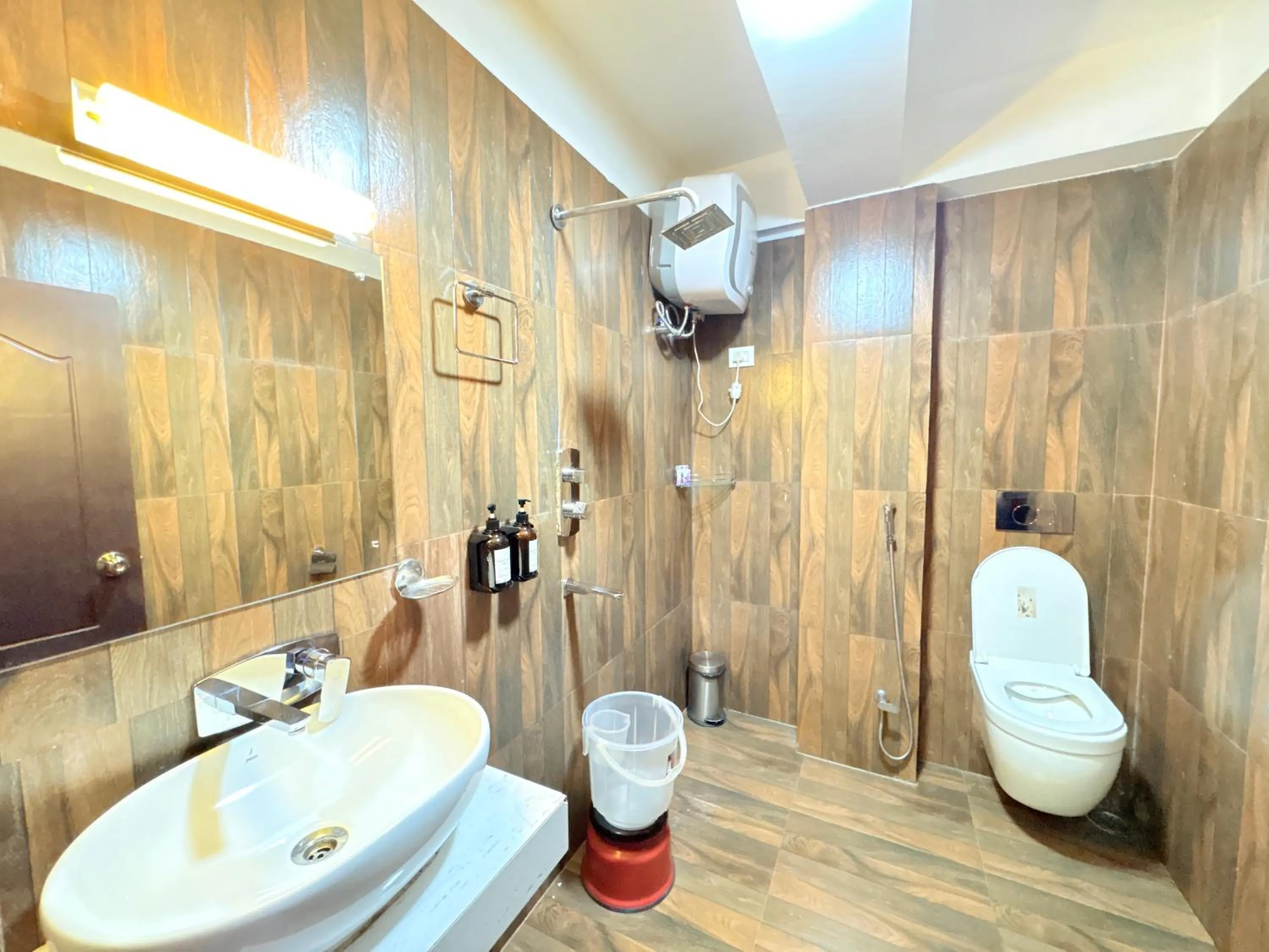 Shower in The Gangtok Inn